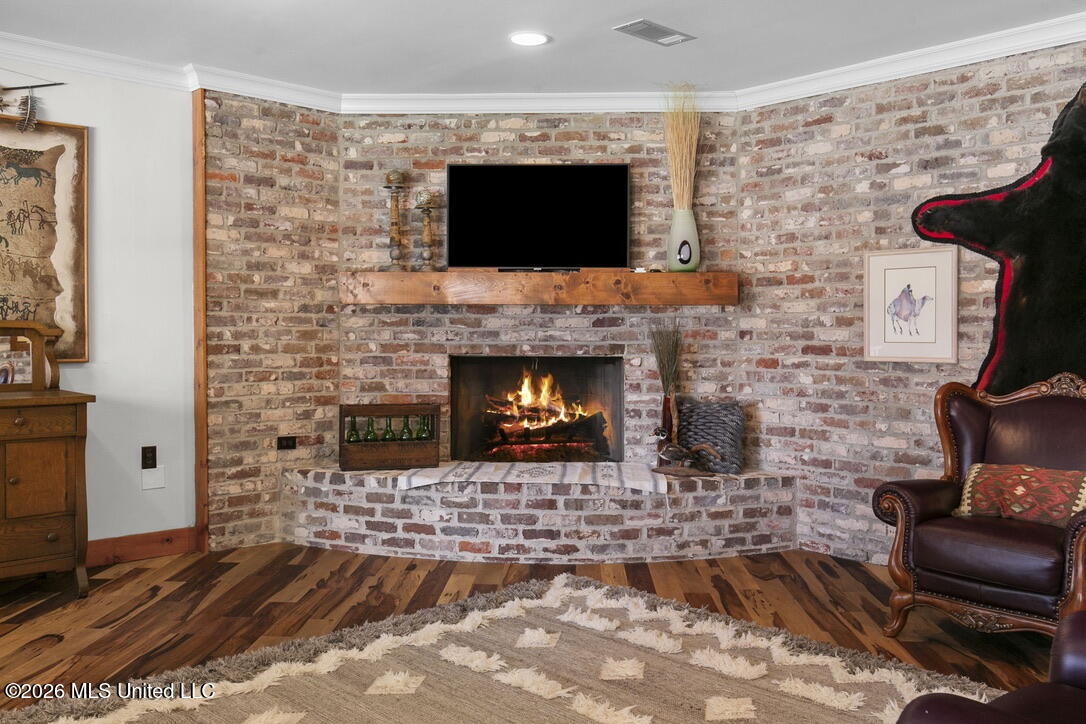 130 Pine Lake Cove Property Photo 7