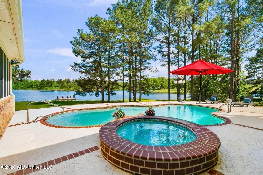 130 Pine Lake Cove Property Photo 47