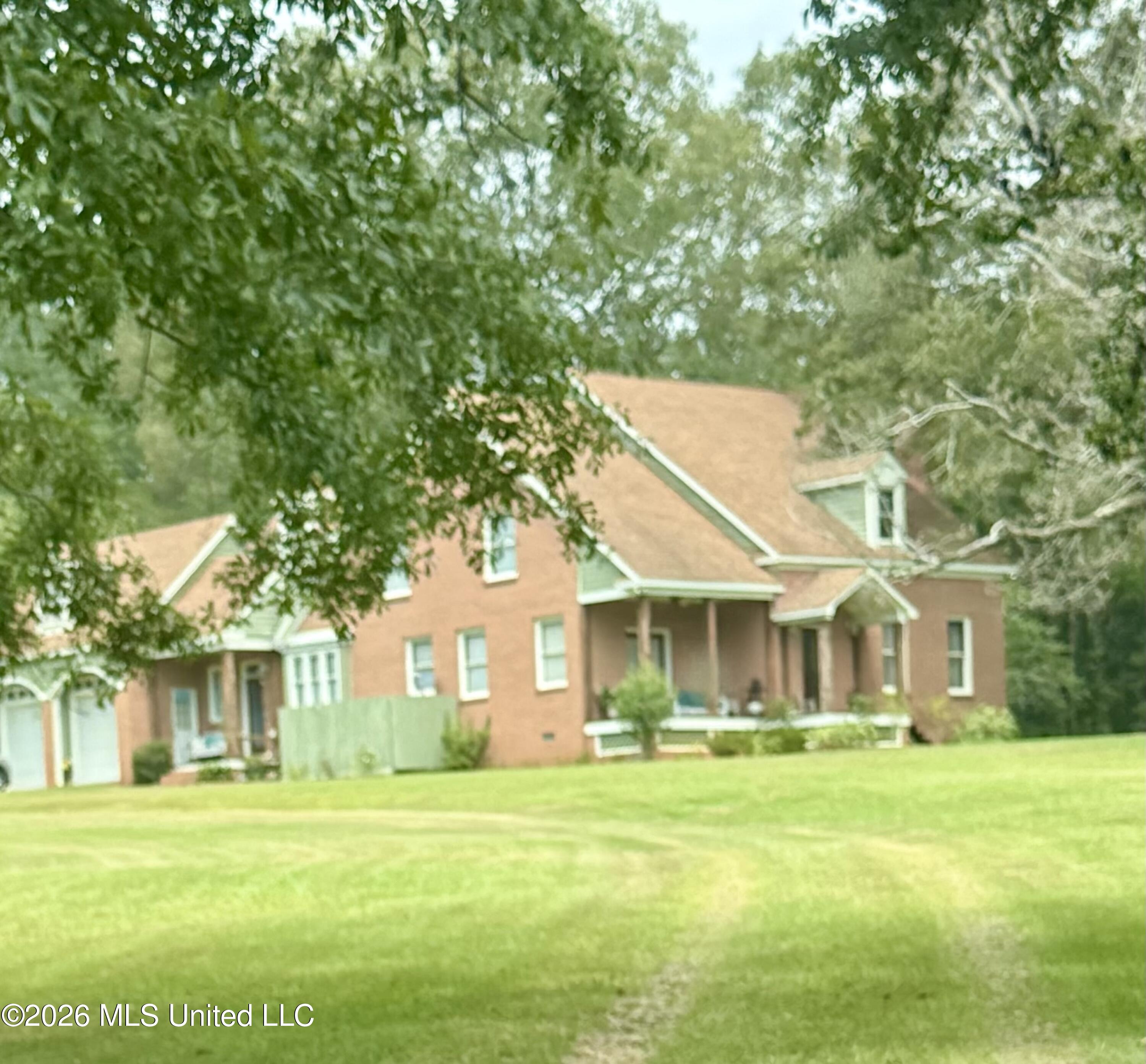 1701 W Old Robinson Road Property Photo 1