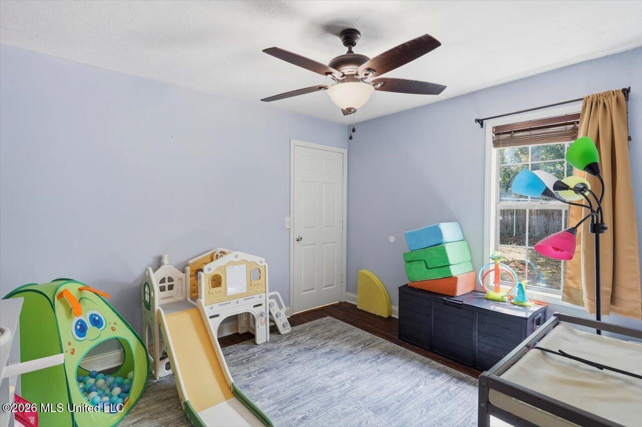 429 Vining Court Property Photo 15