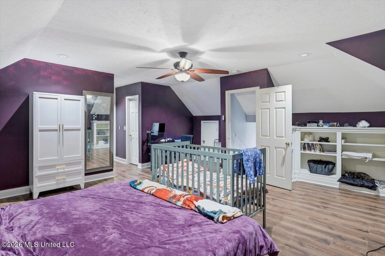429 Vining Court Property Photo 18