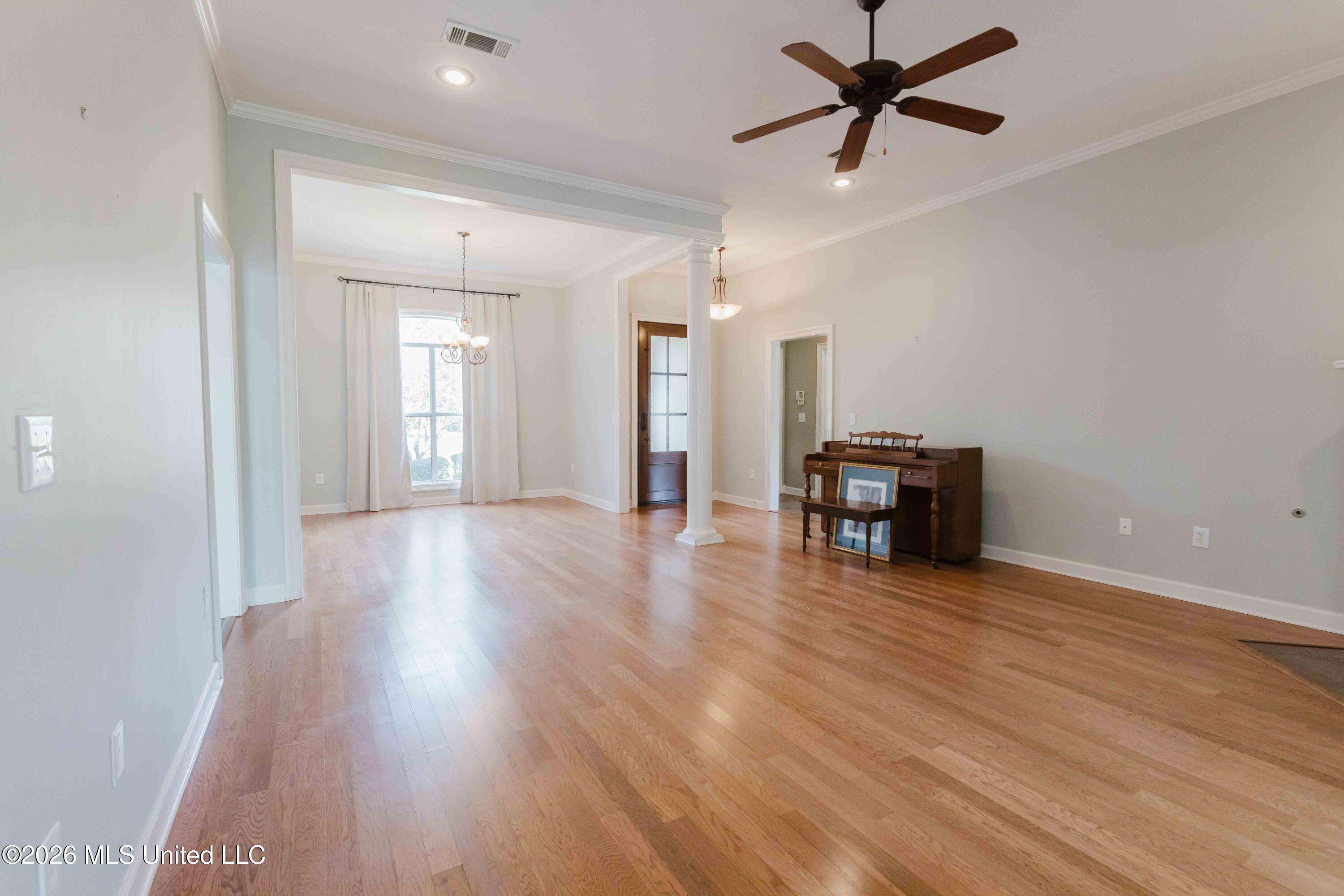 120 Susan Lane Property Photo 10