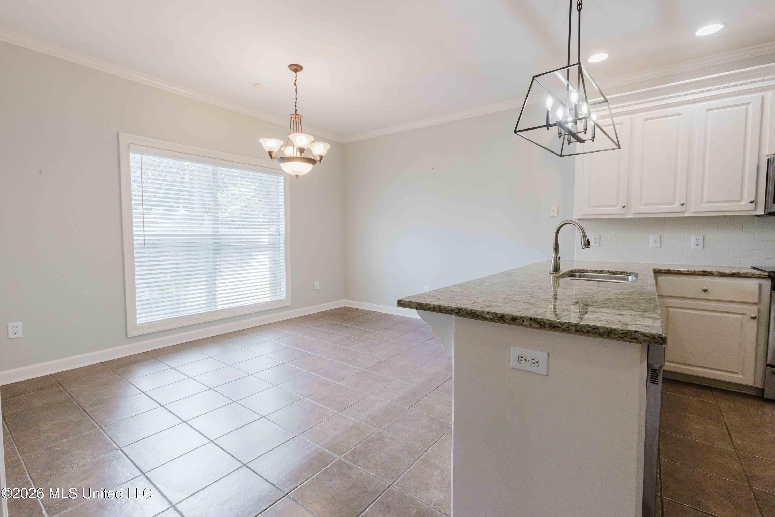 120 Susan Lane Property Photo 14