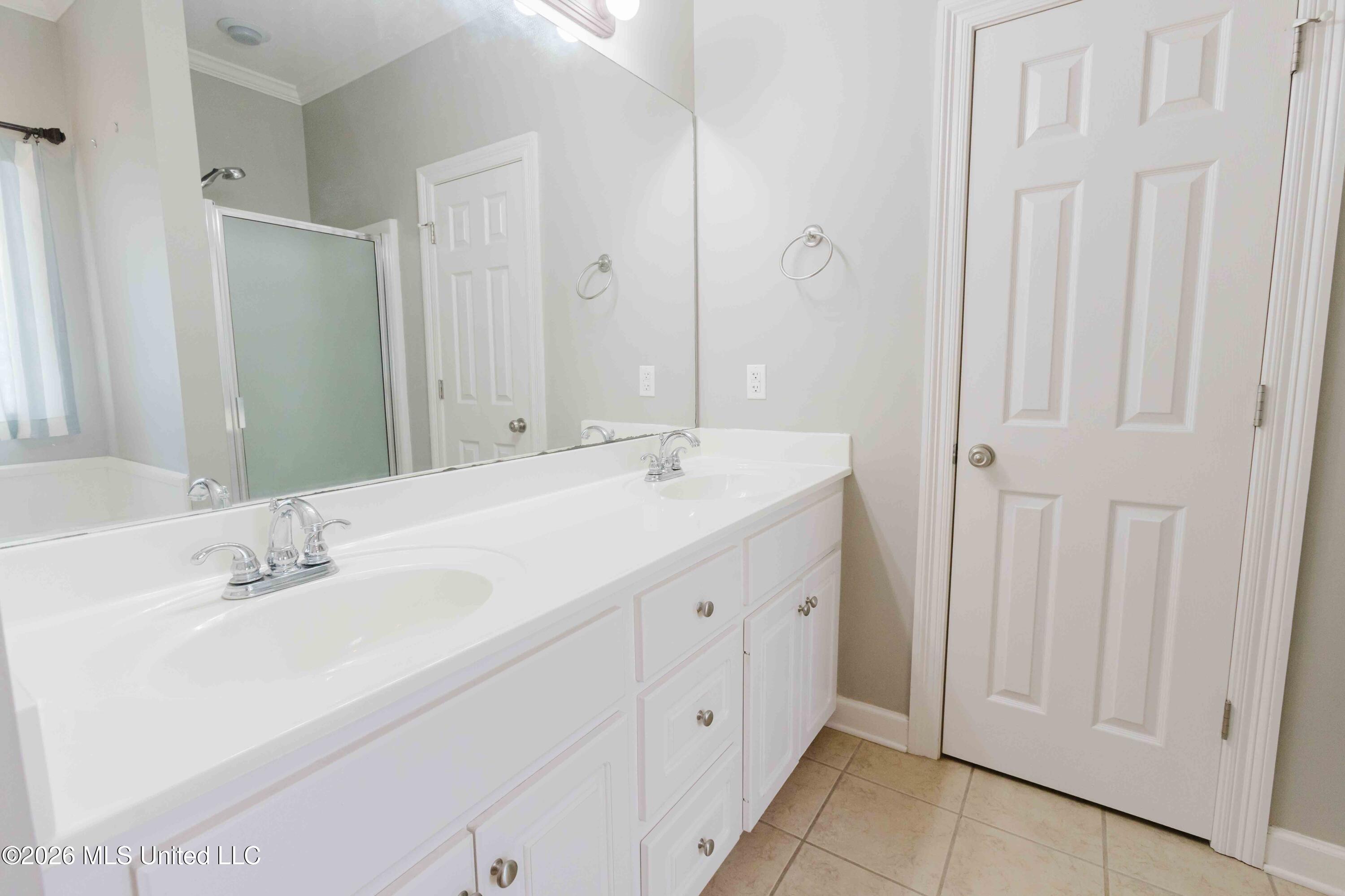 120 Susan Lane Property Photo 24