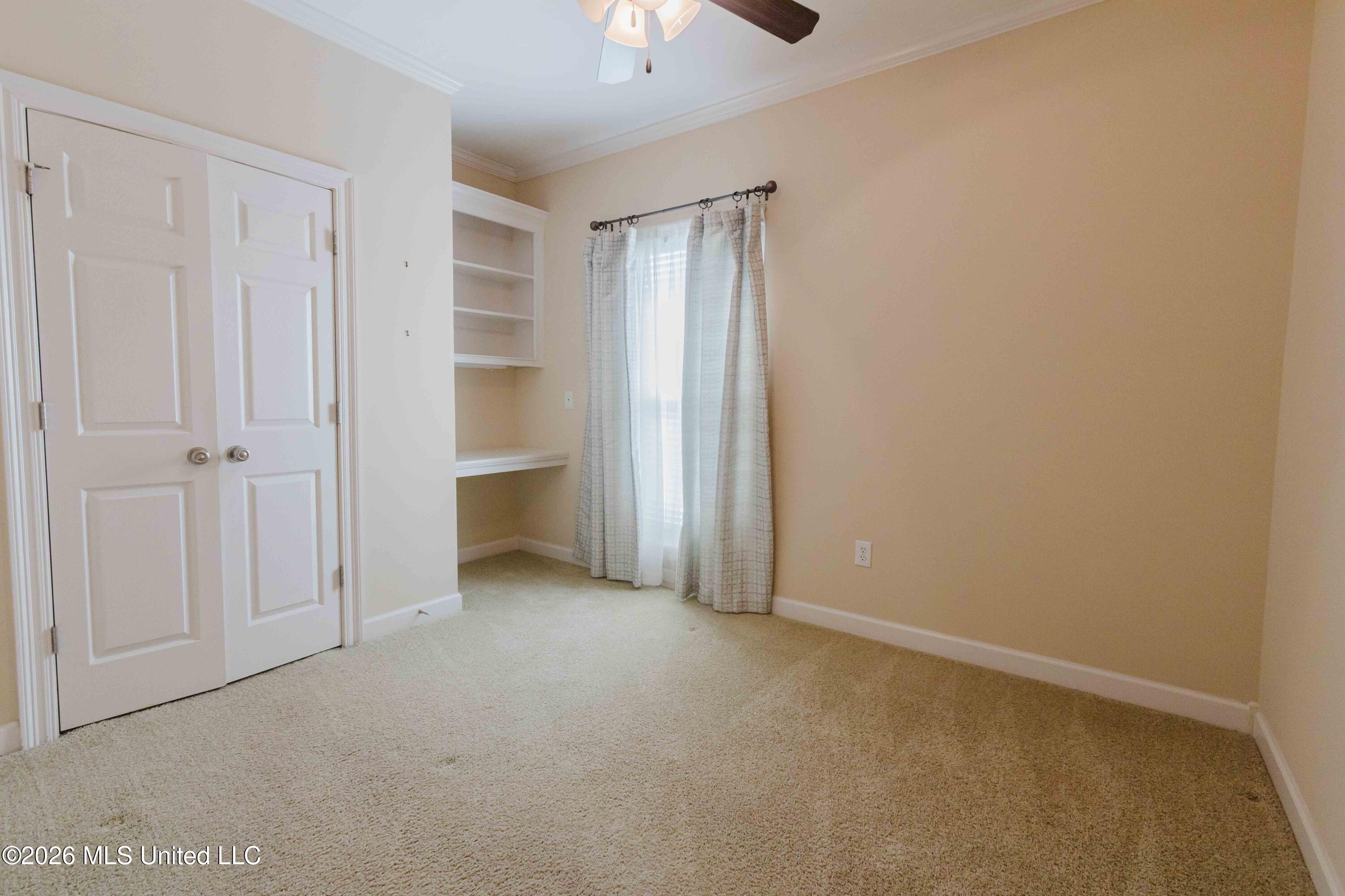120 Susan Lane Property Photo 28