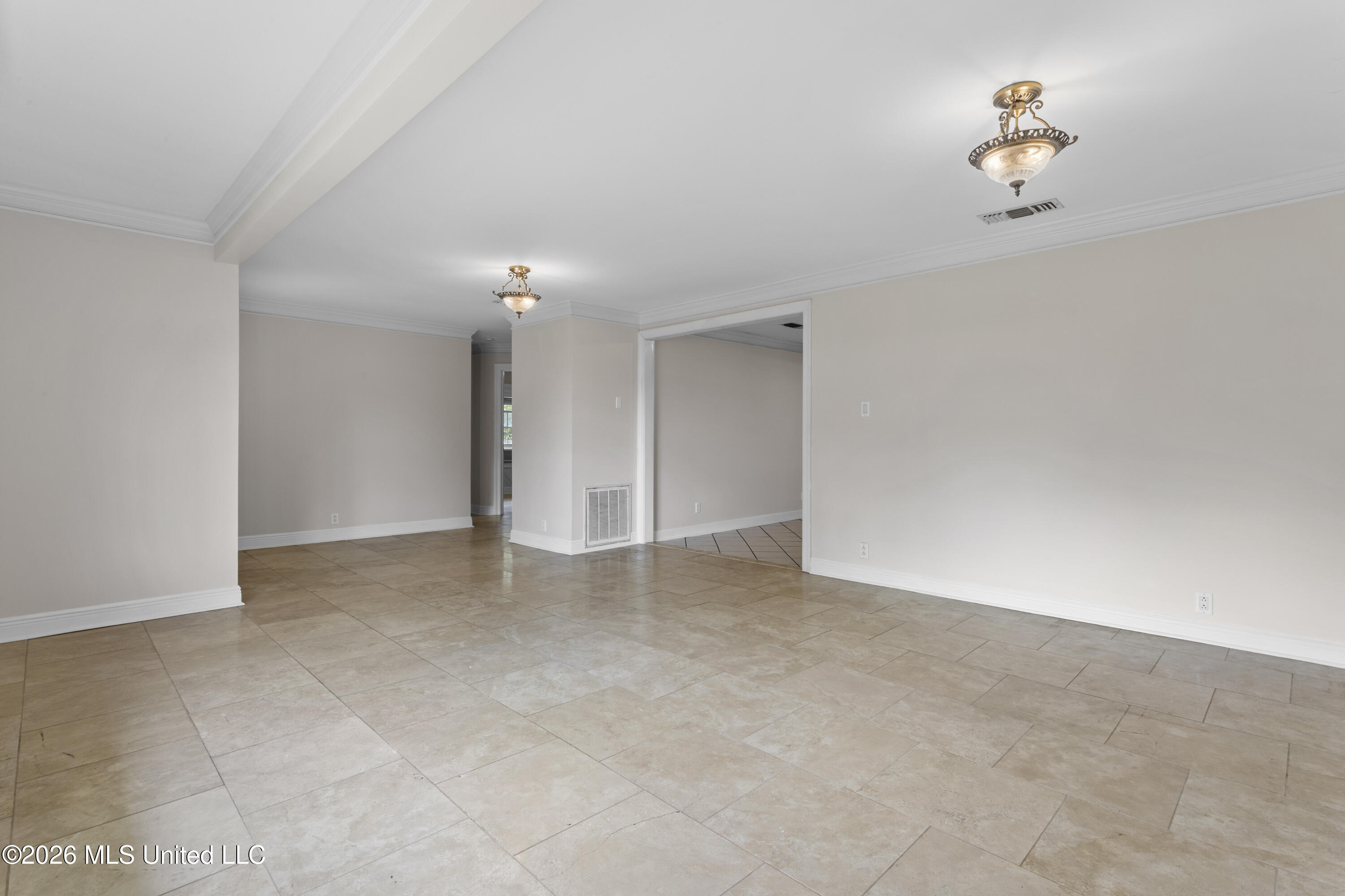 100 S Nicholson Avenue Property Photo 7