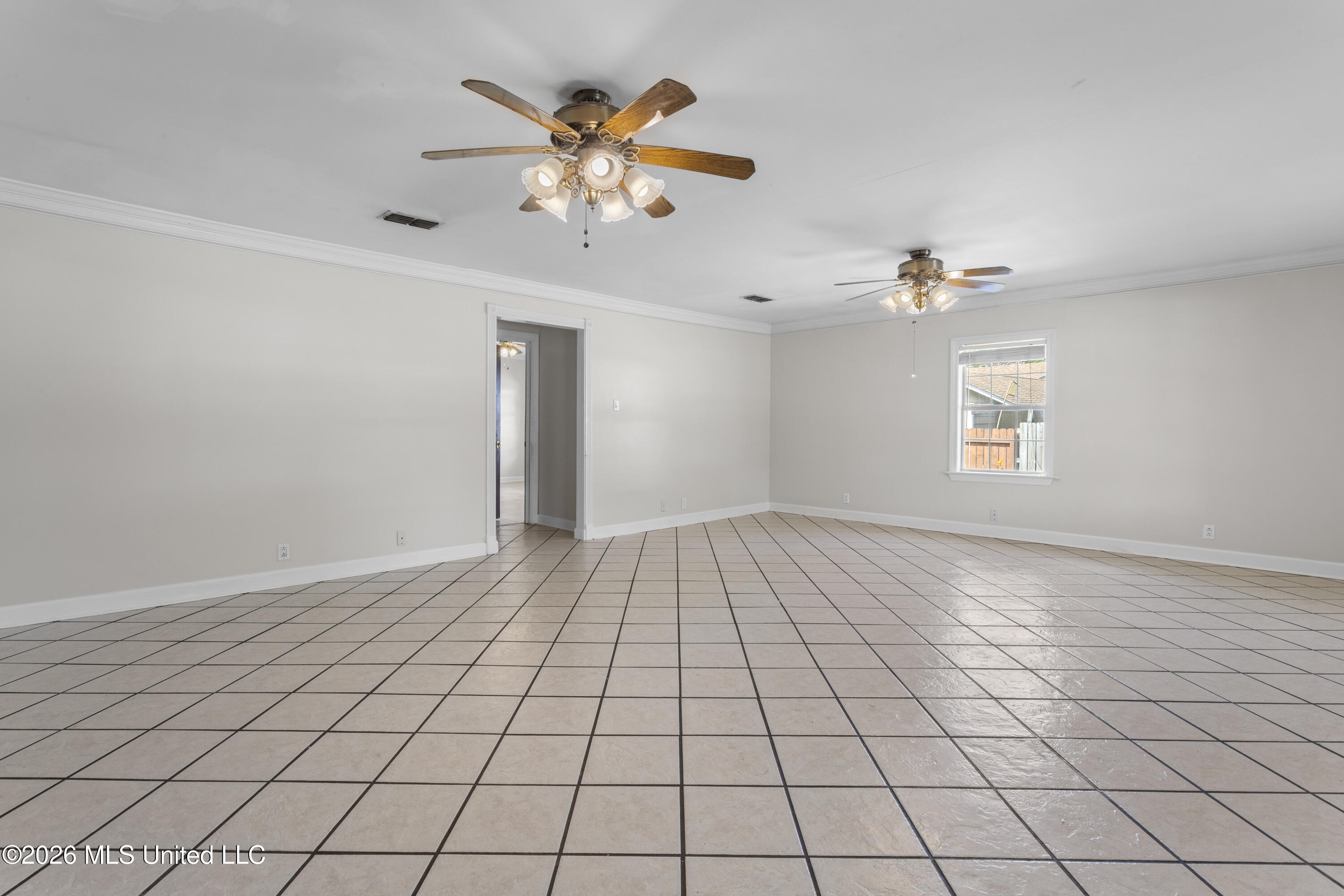 100 S Nicholson Avenue Property Photo 11