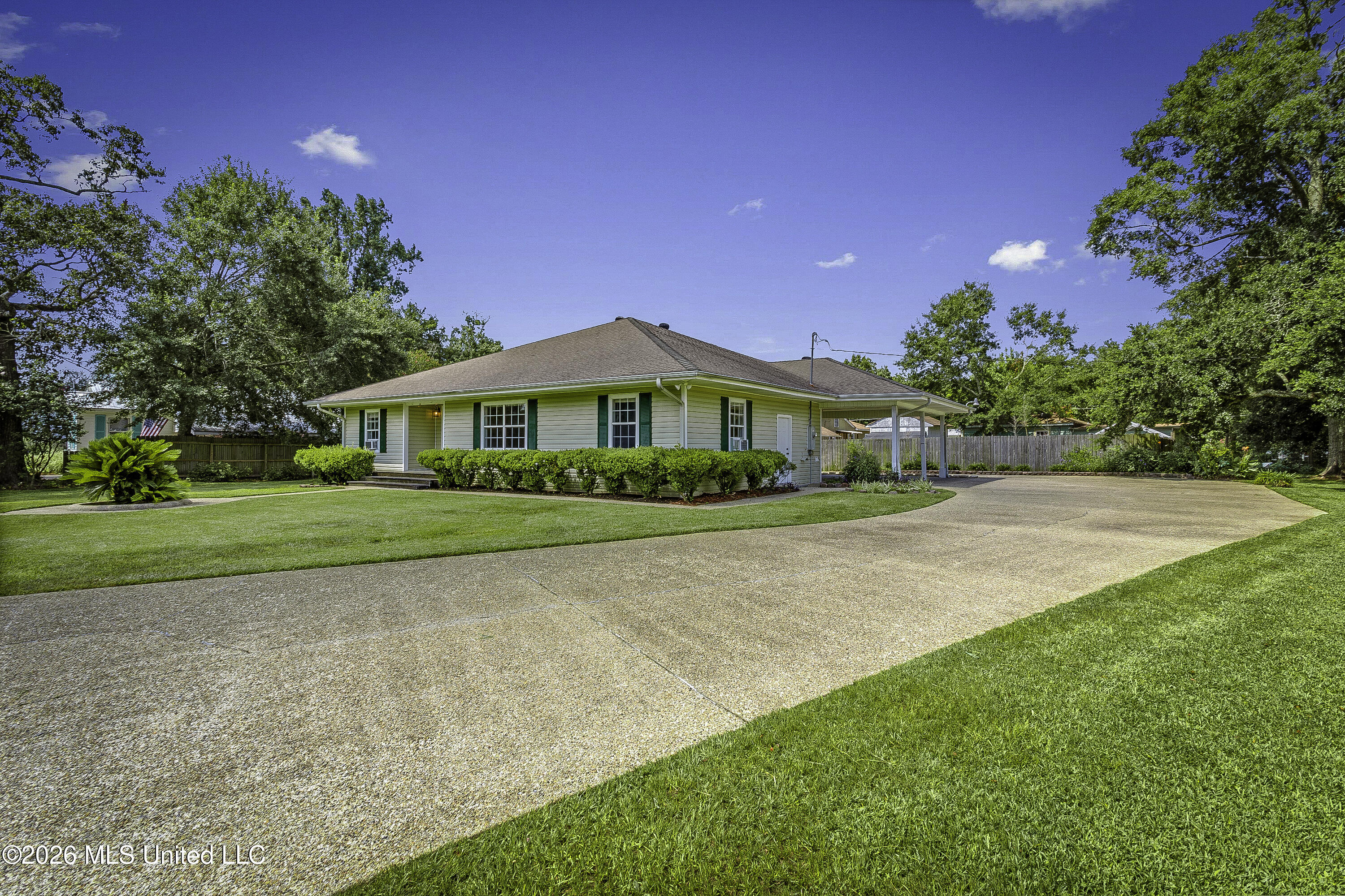 100 S Nicholson Avenue Property Photo 33