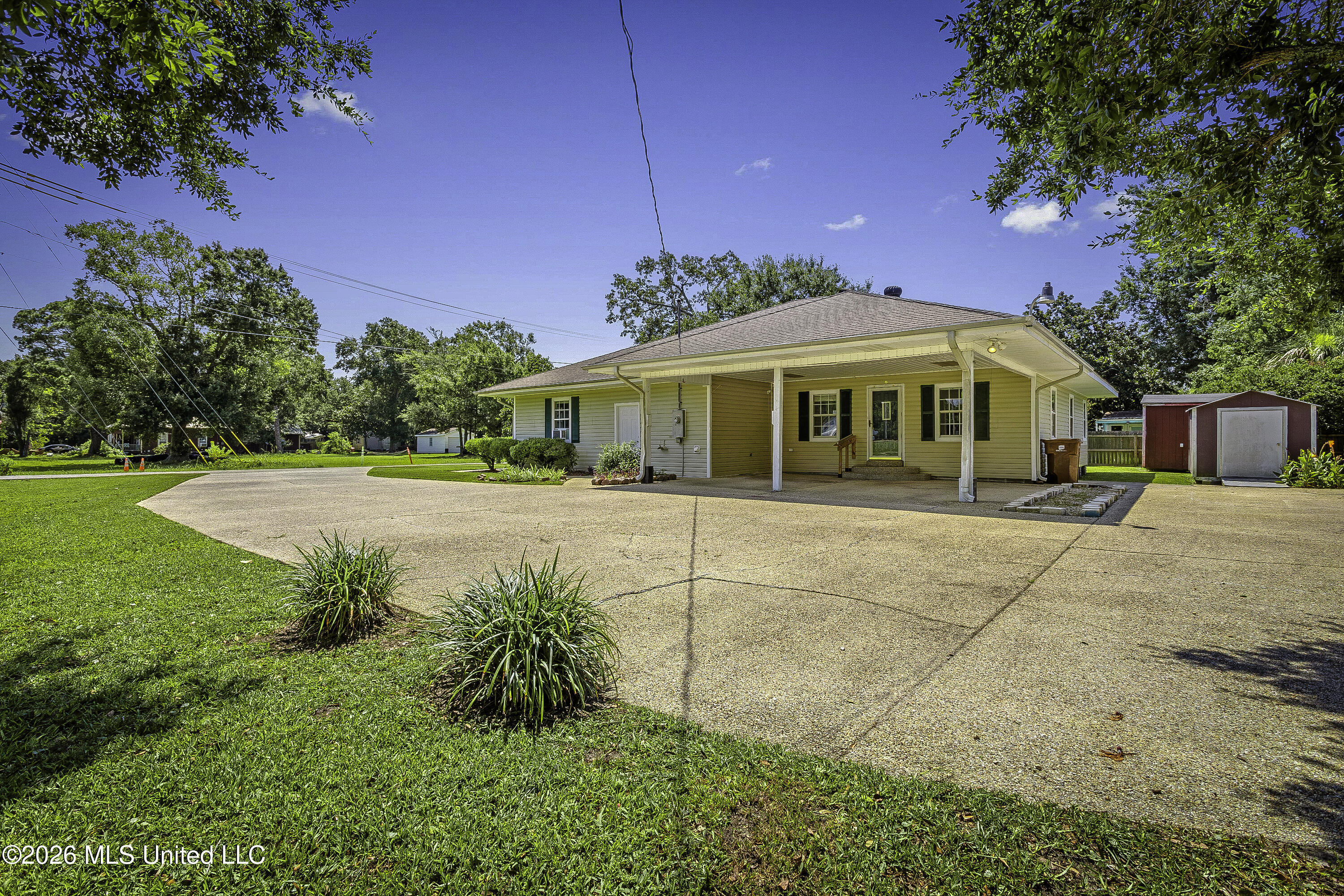 100 S Nicholson Avenue Property Photo 34
