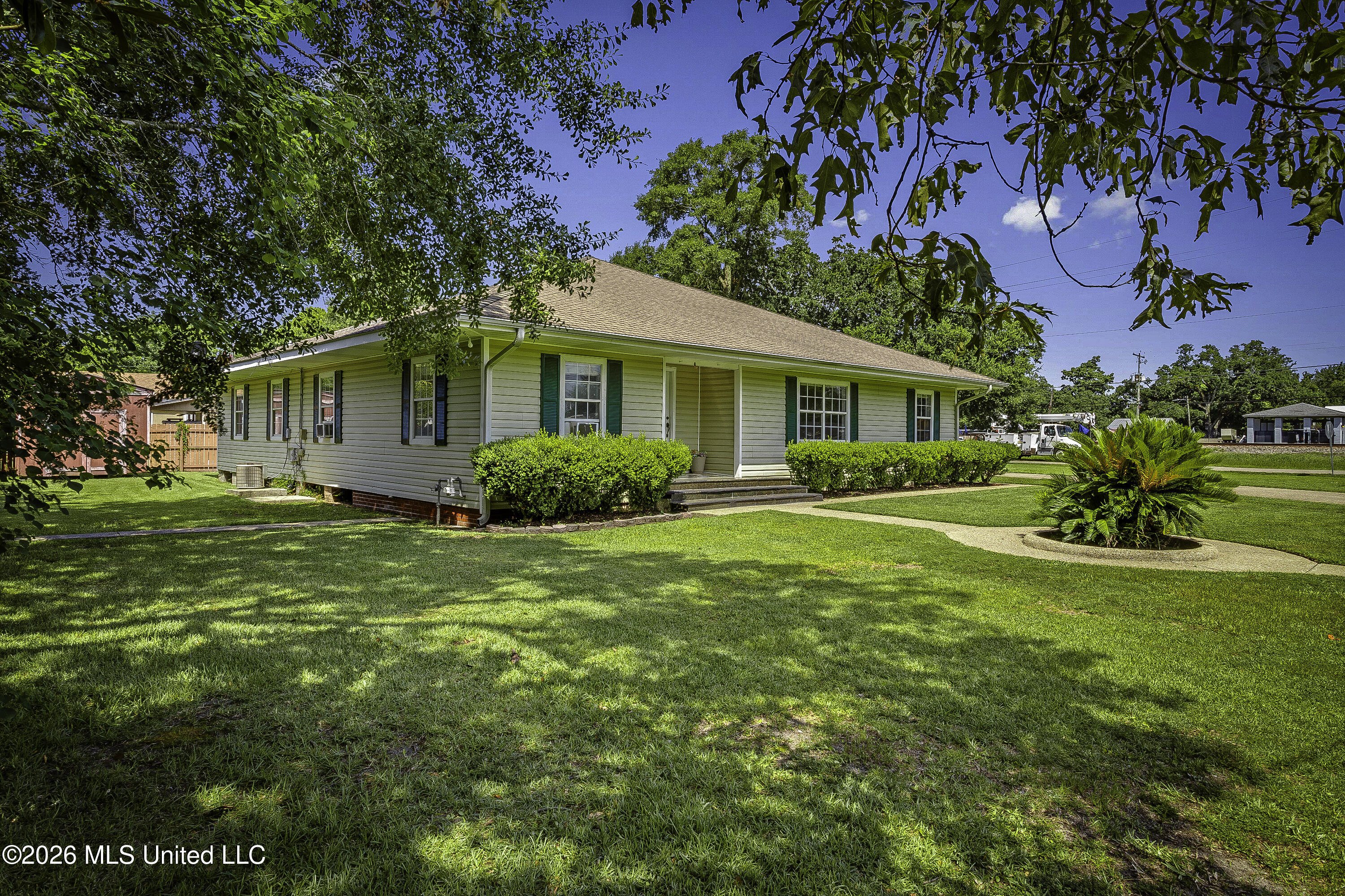 100 S Nicholson Avenue Property Photo 45