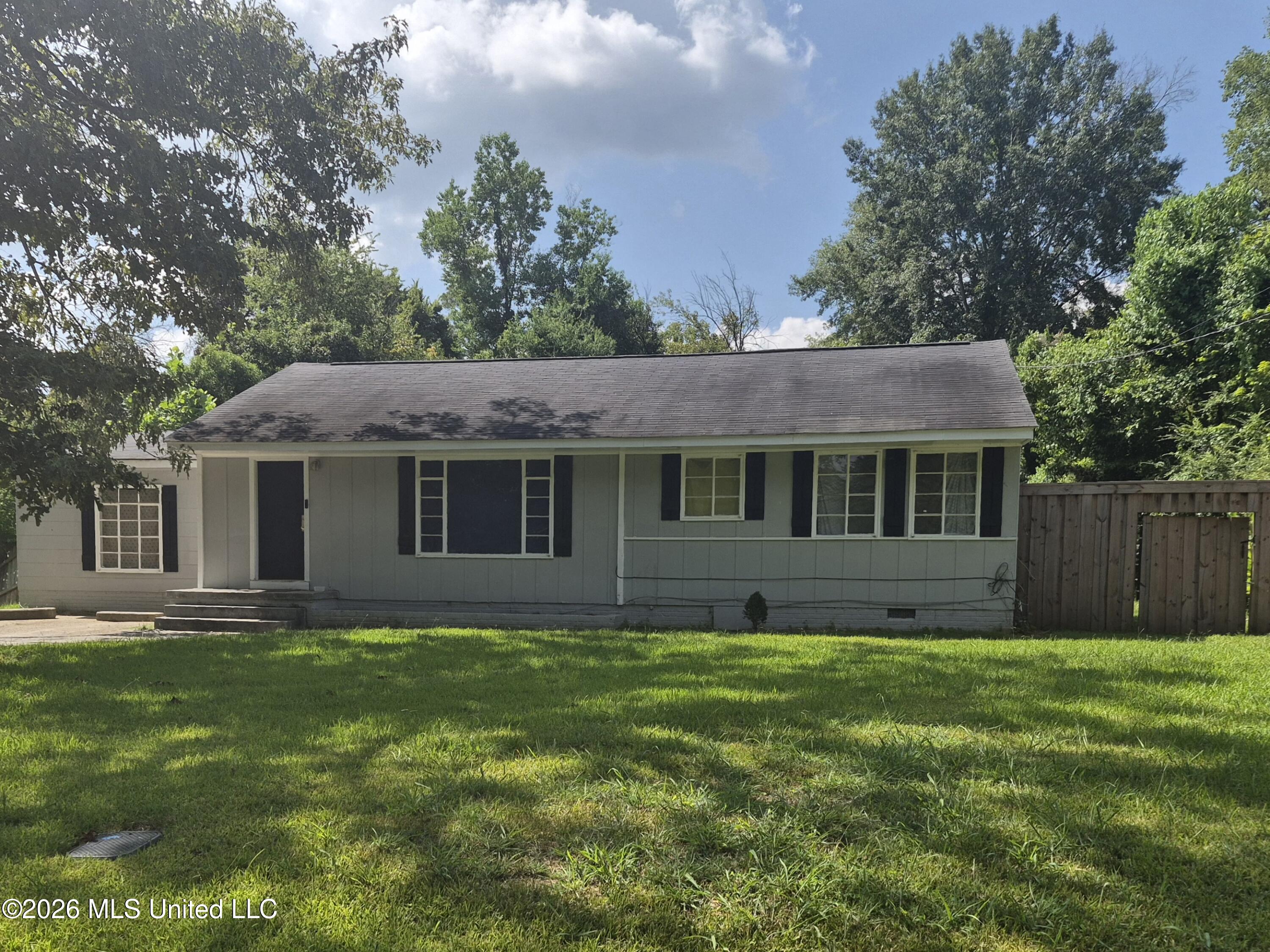 559 Benning Road Property Photo 1