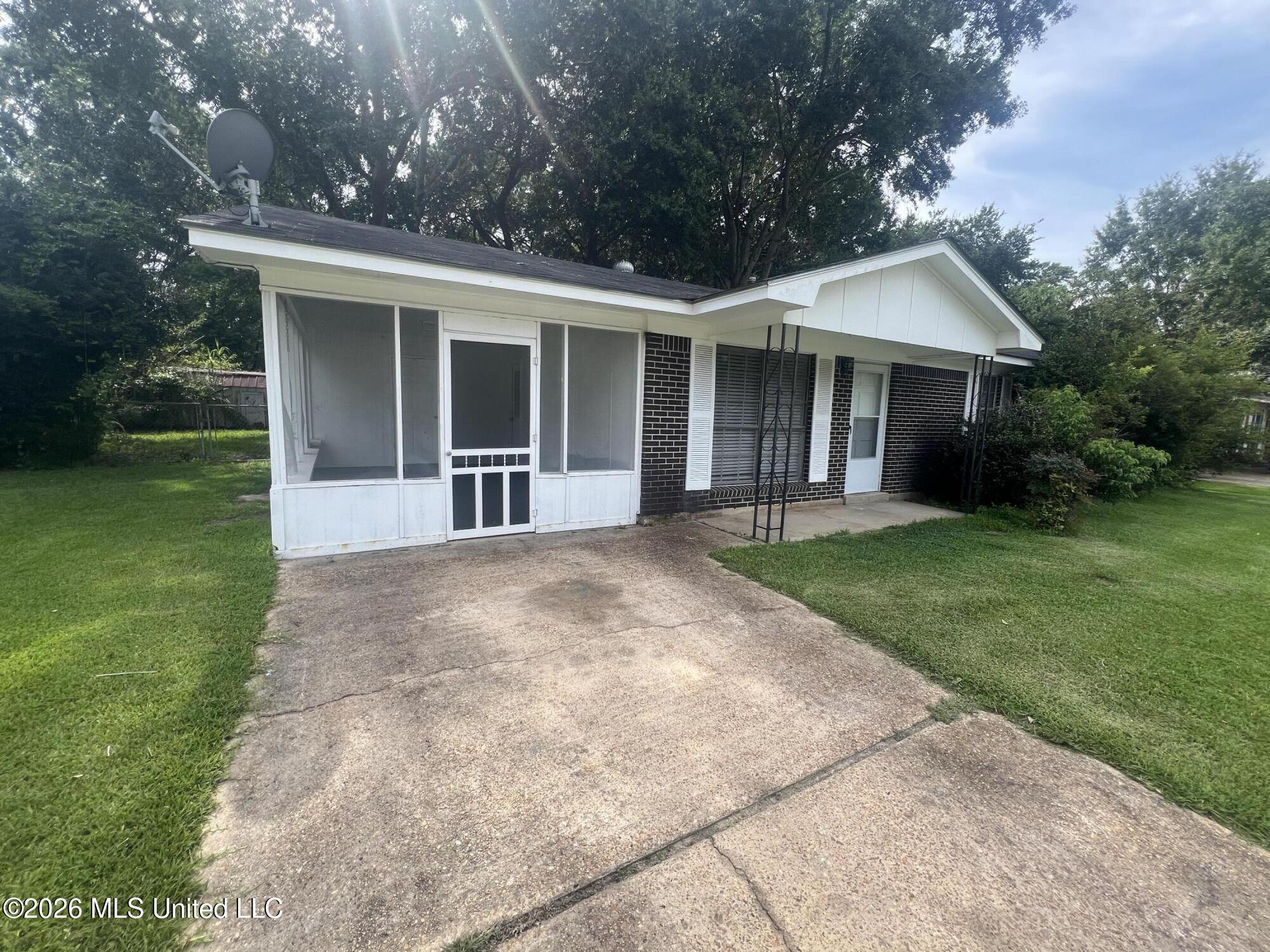 117 Evergreen Drive Property Photo 2