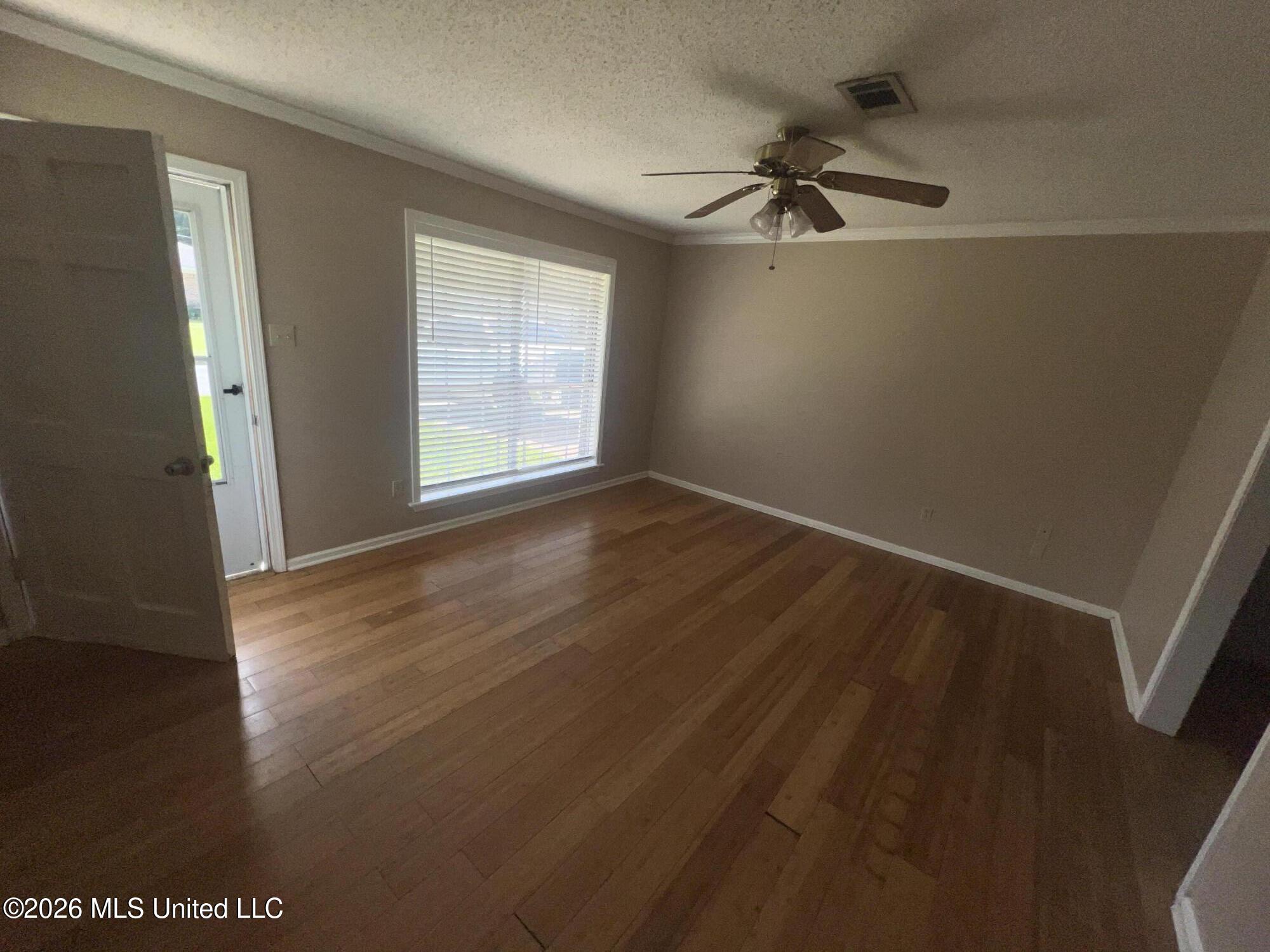 117 Evergreen Drive Property Photo 3