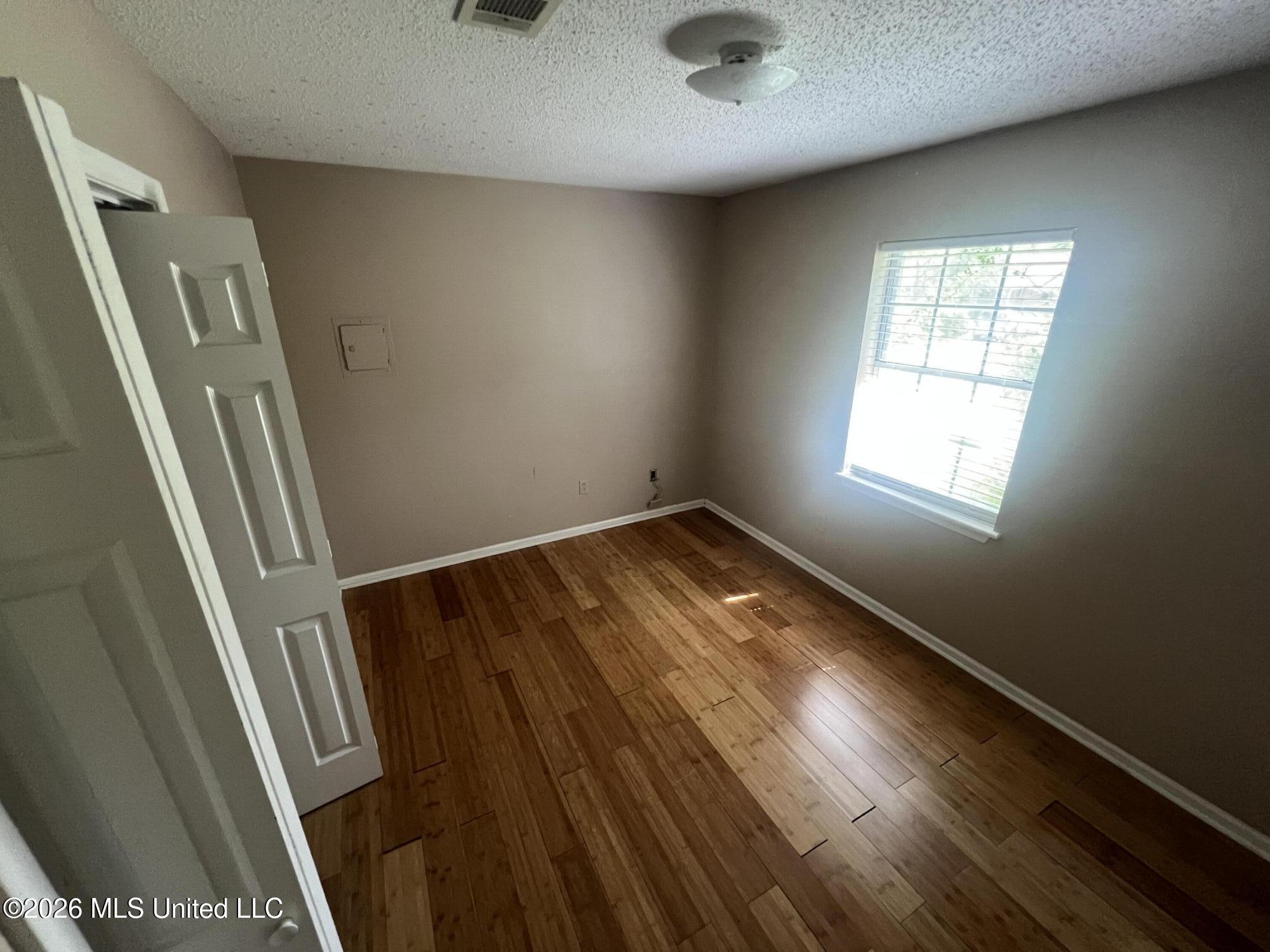 117 Evergreen Drive Property Photo 5