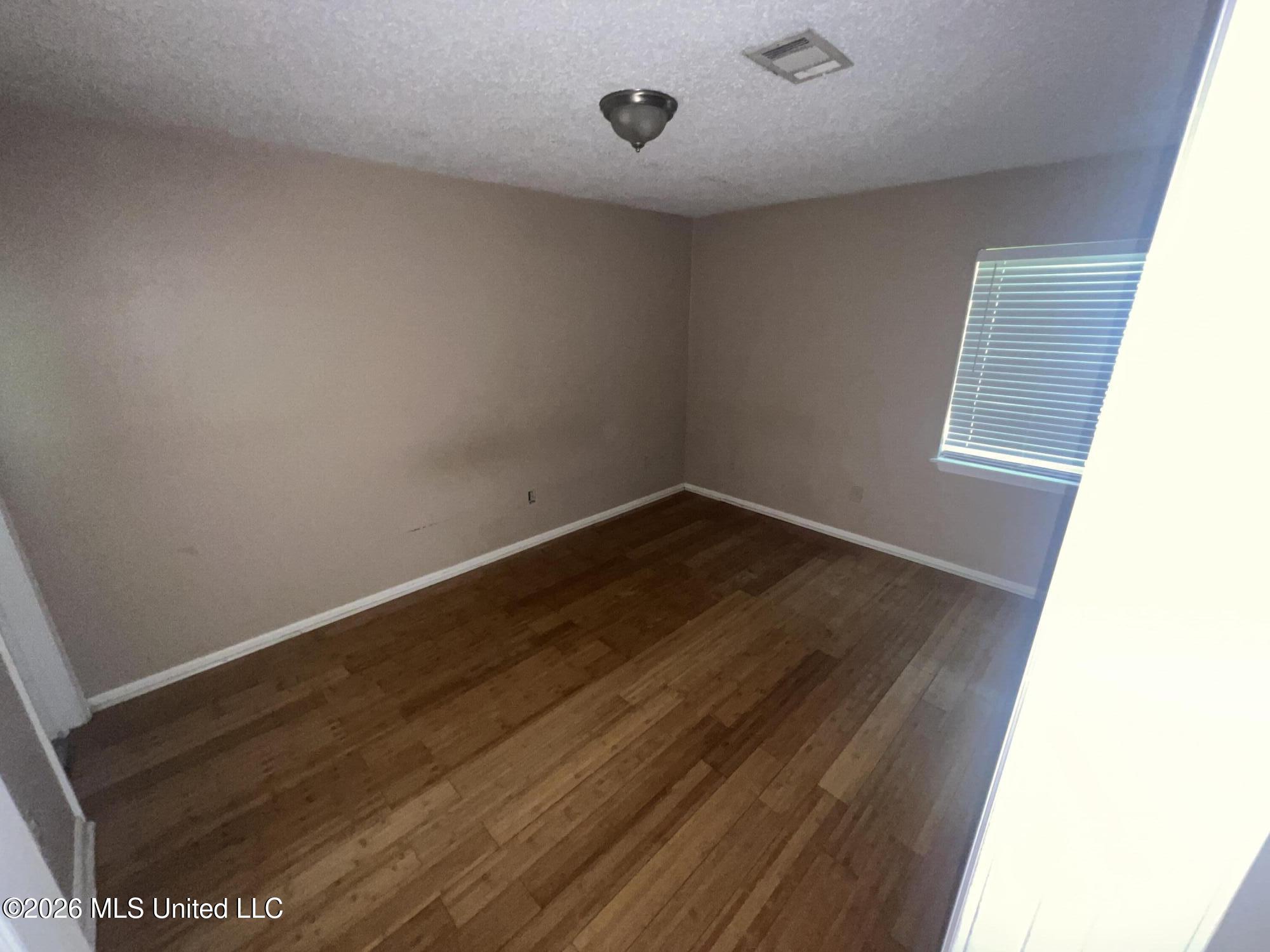 117 Evergreen Drive Property Photo 6