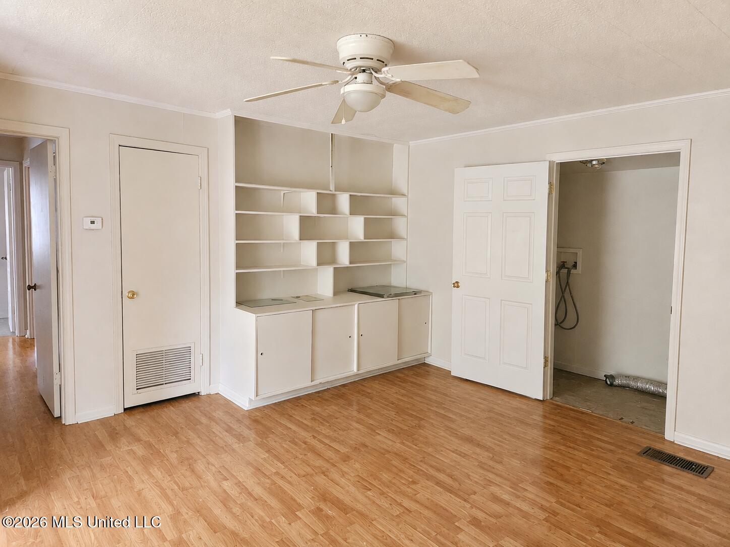 229 Cameron Street Property Photo 5