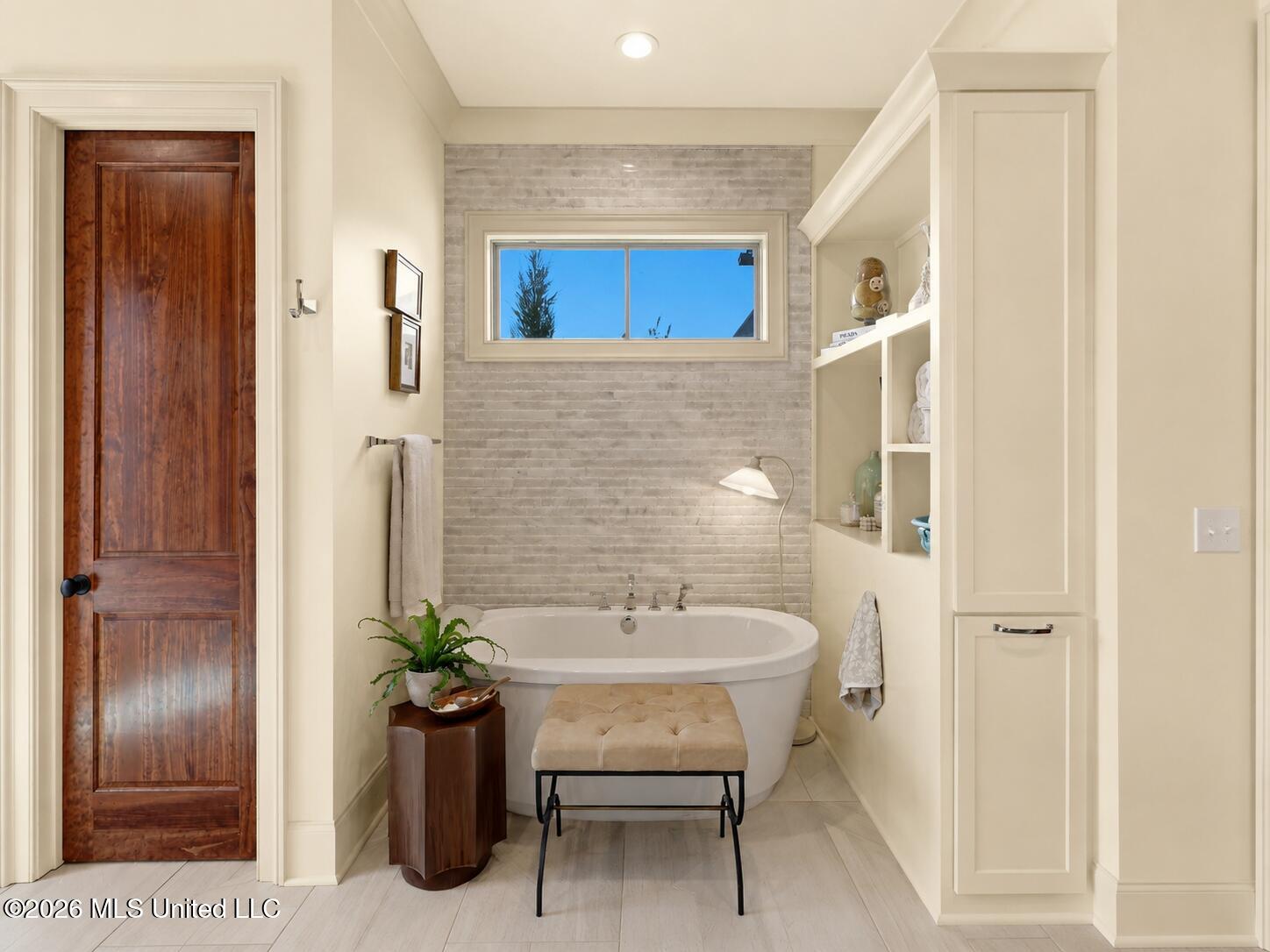 103 Summers Lane Property Photo 20