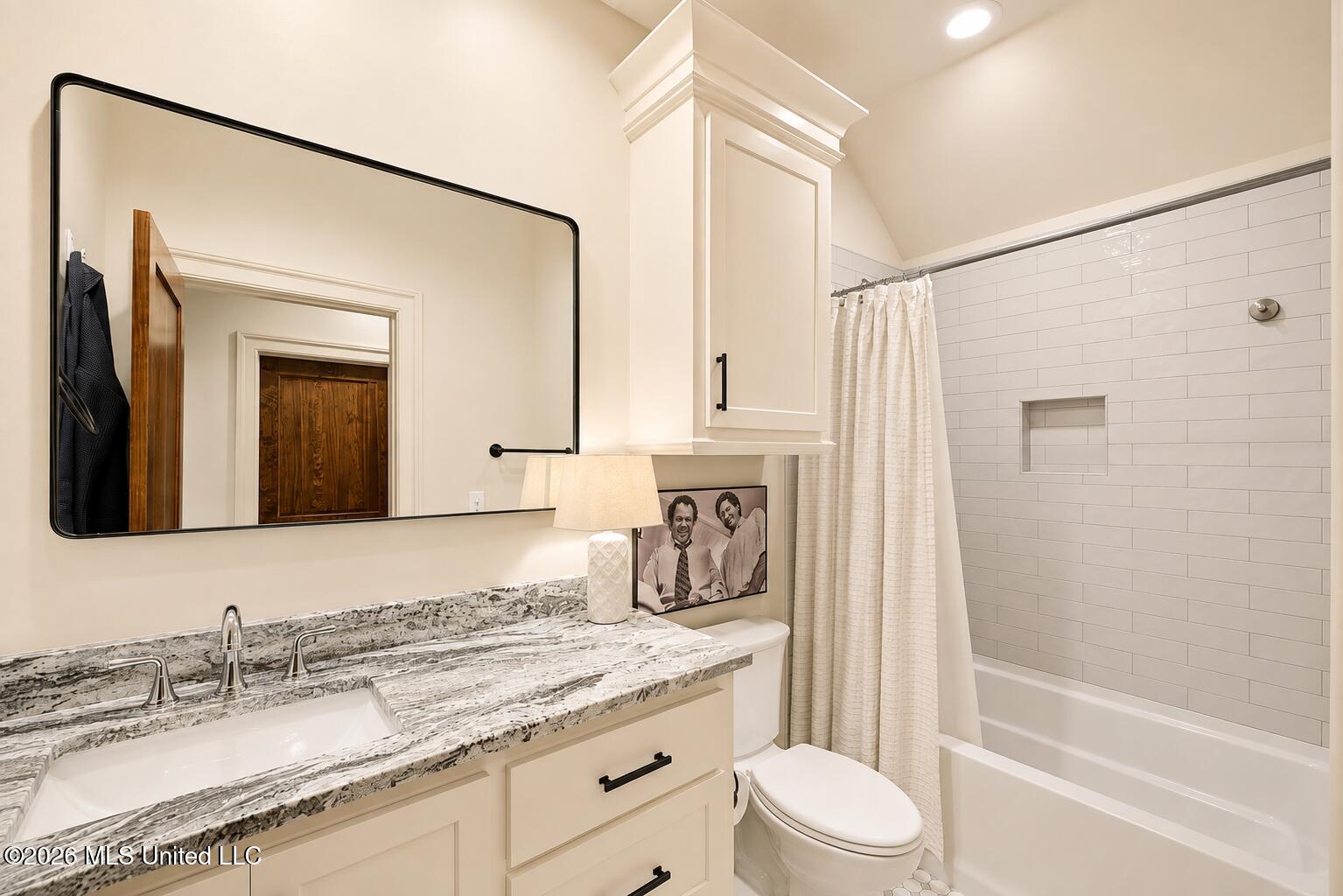 103 Summers Lane Property Photo 36