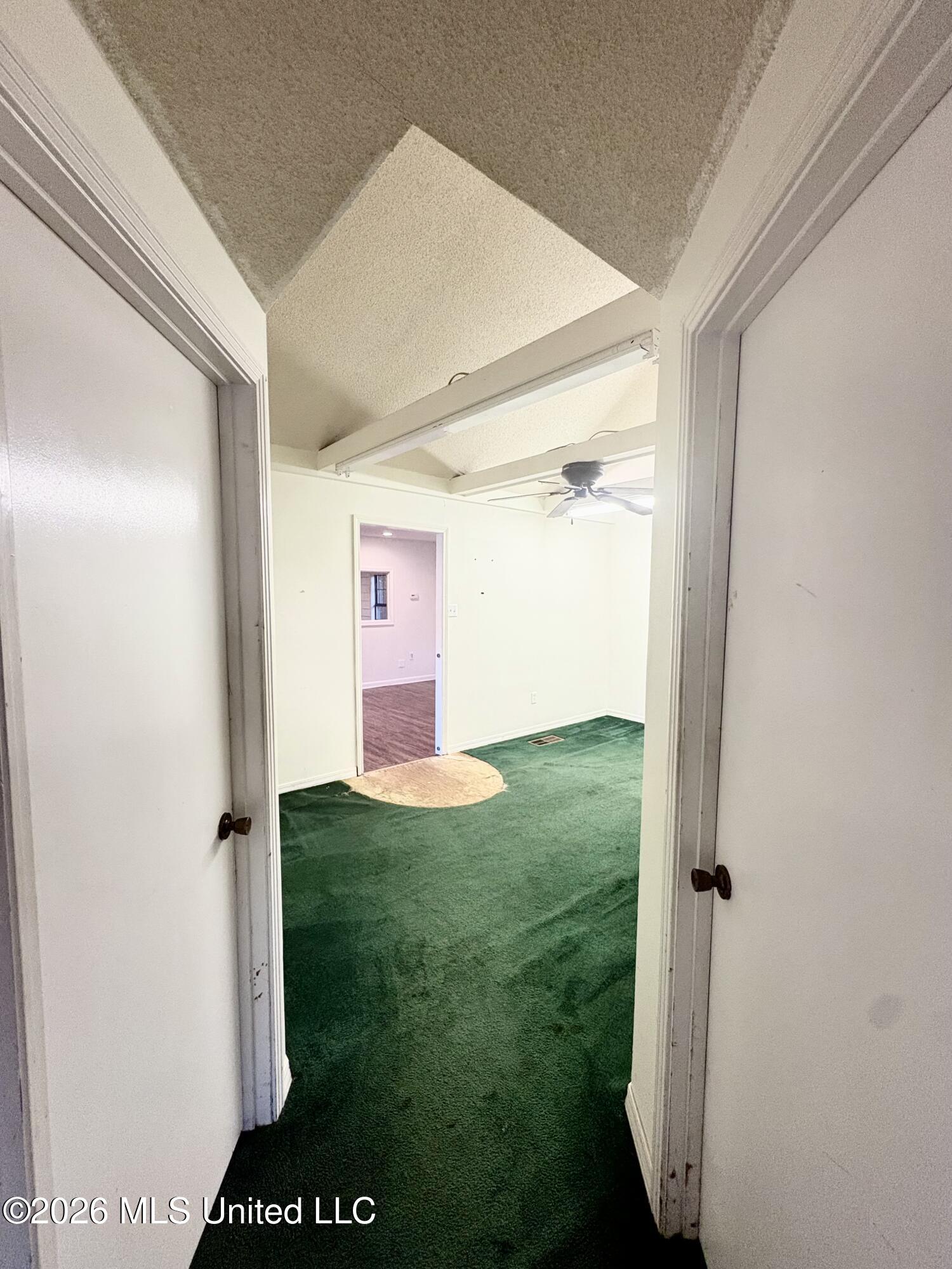 830 Lakeview Drive Property Photo 13