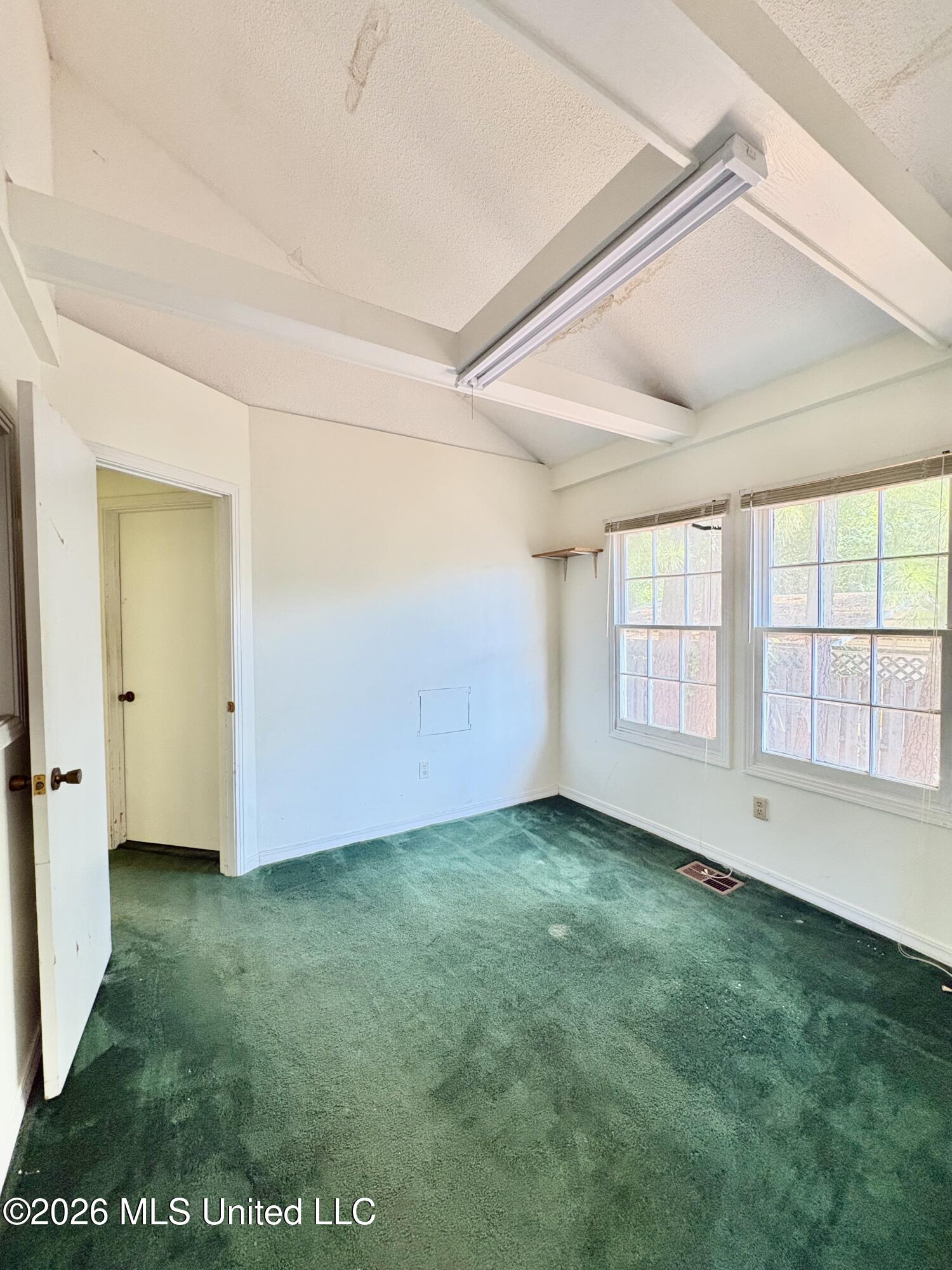 830 Lakeview Drive Property Photo 18