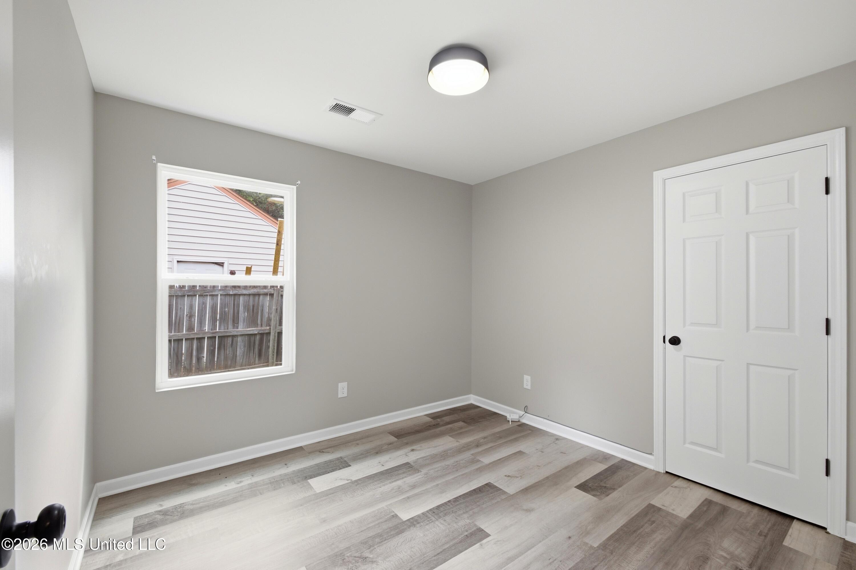 3035 Normandy Drive Property Photo 12