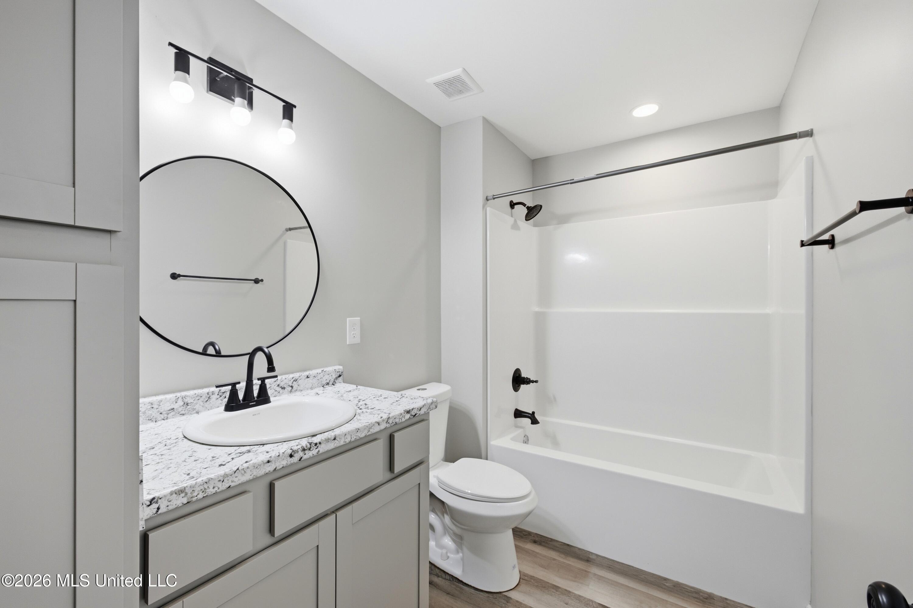 3035 Normandy Drive Property Photo 13