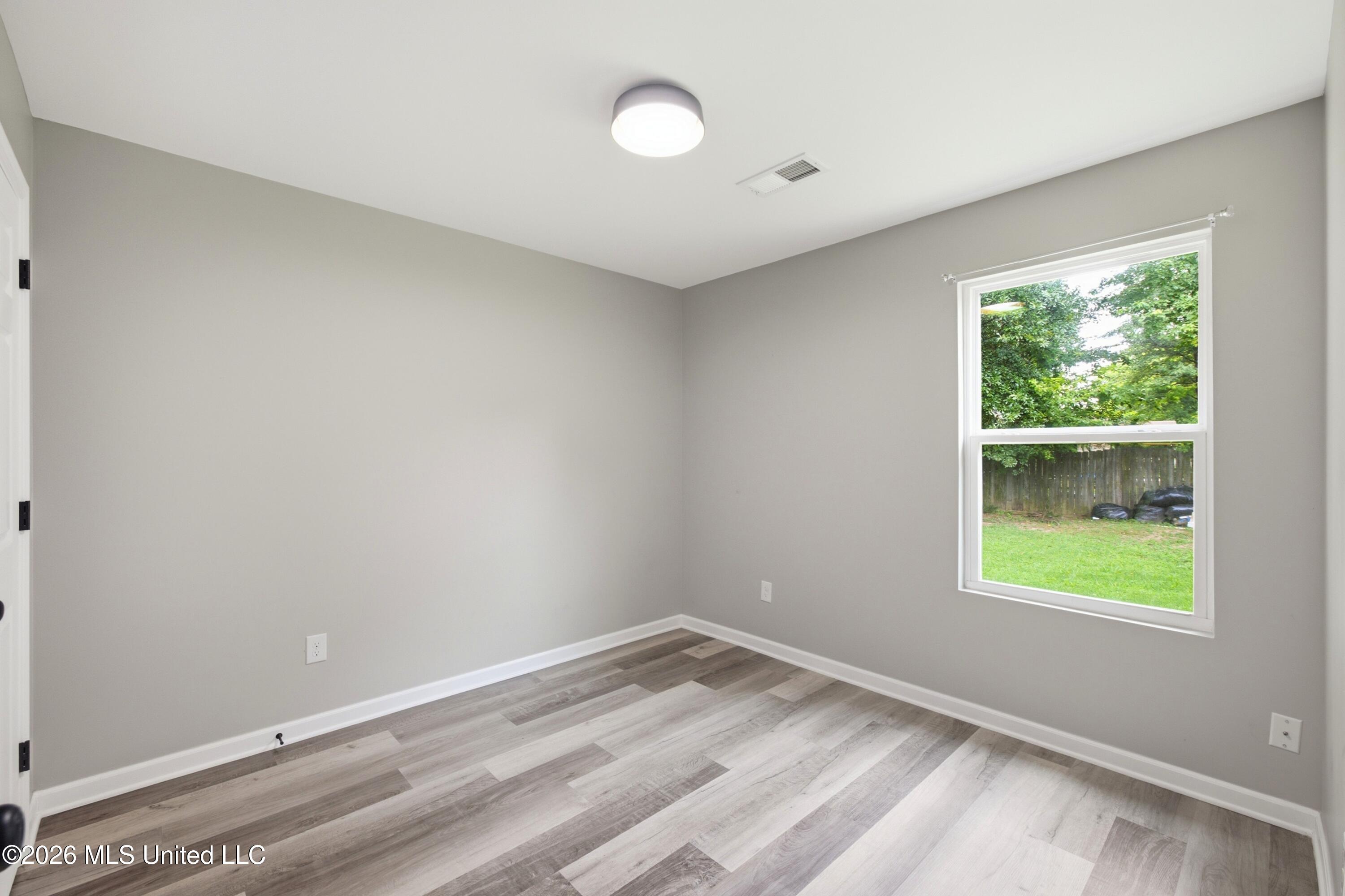 3035 Normandy Drive Property Photo 15