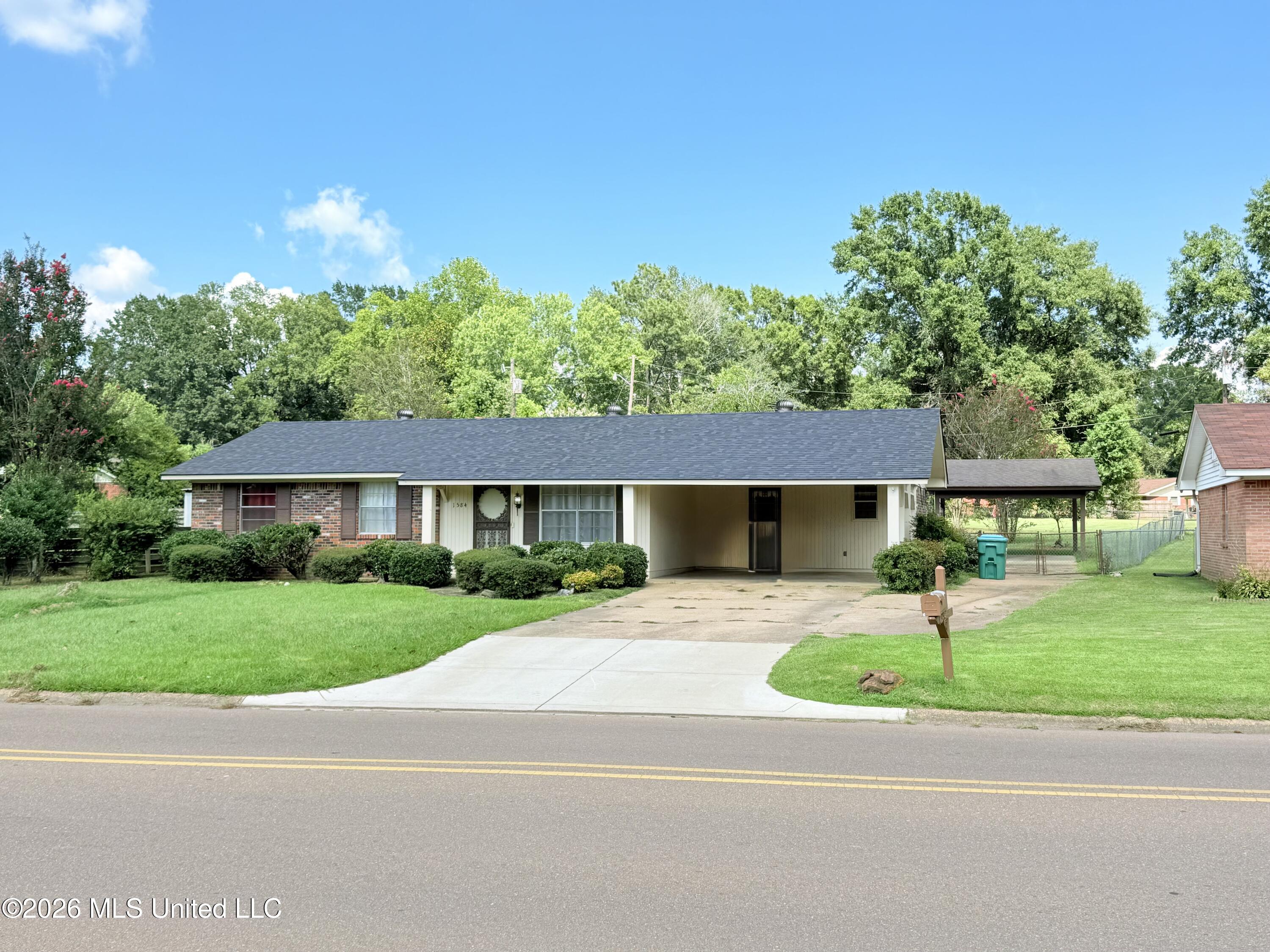 1584 Vance Road Property Photo 2