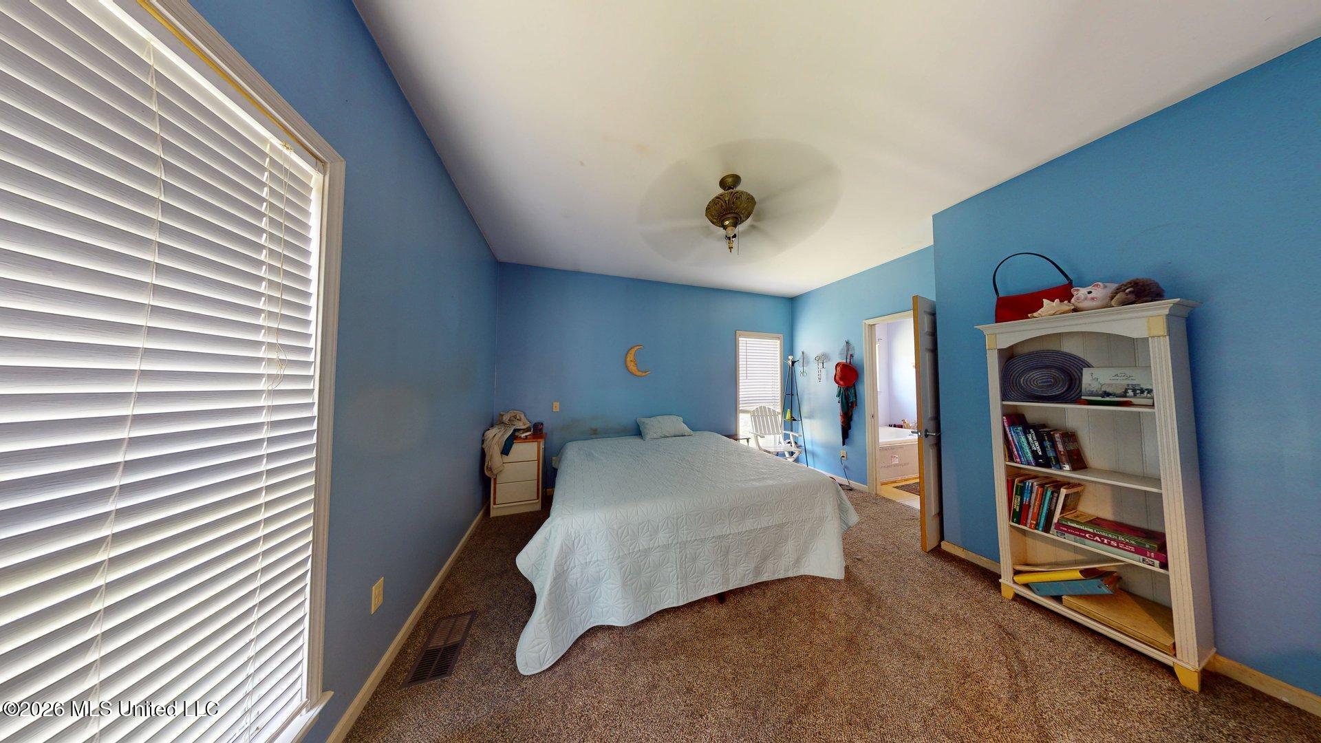 1055 Hays Crossing Property Photo 9