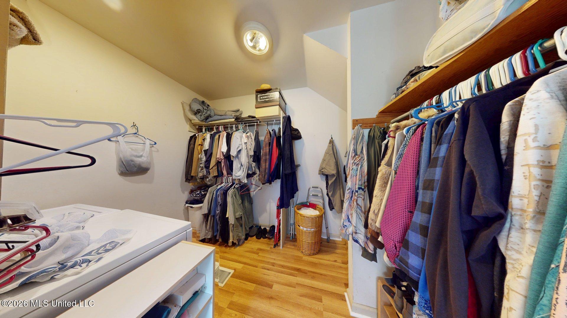 1055 Hays Crossing Property Photo 12
