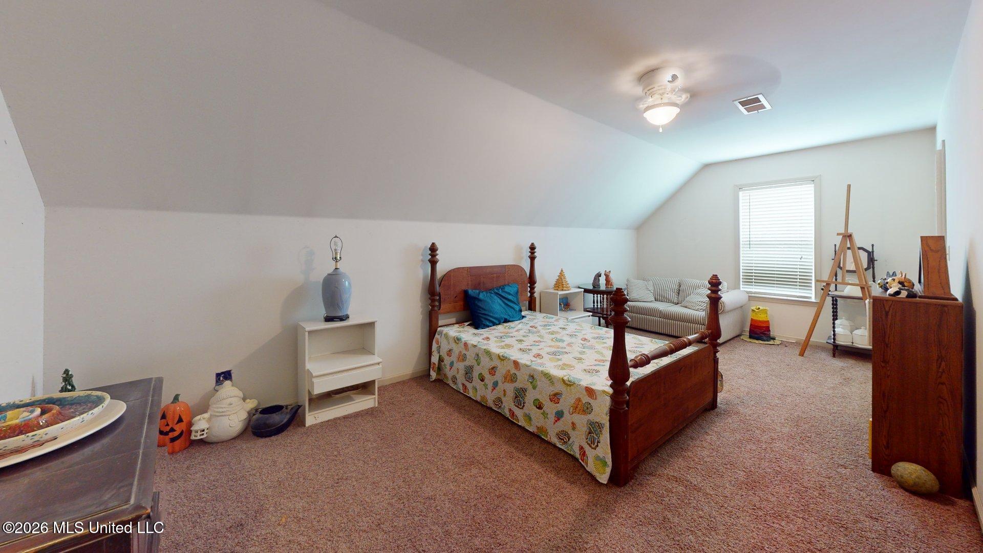 1055 Hays Crossing Property Photo 15