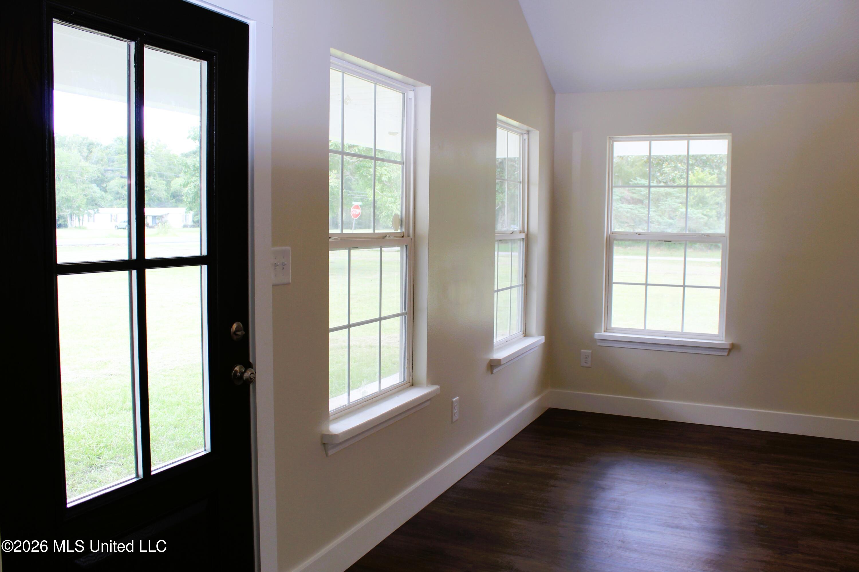 24900 Highway 613 Property Photo 5