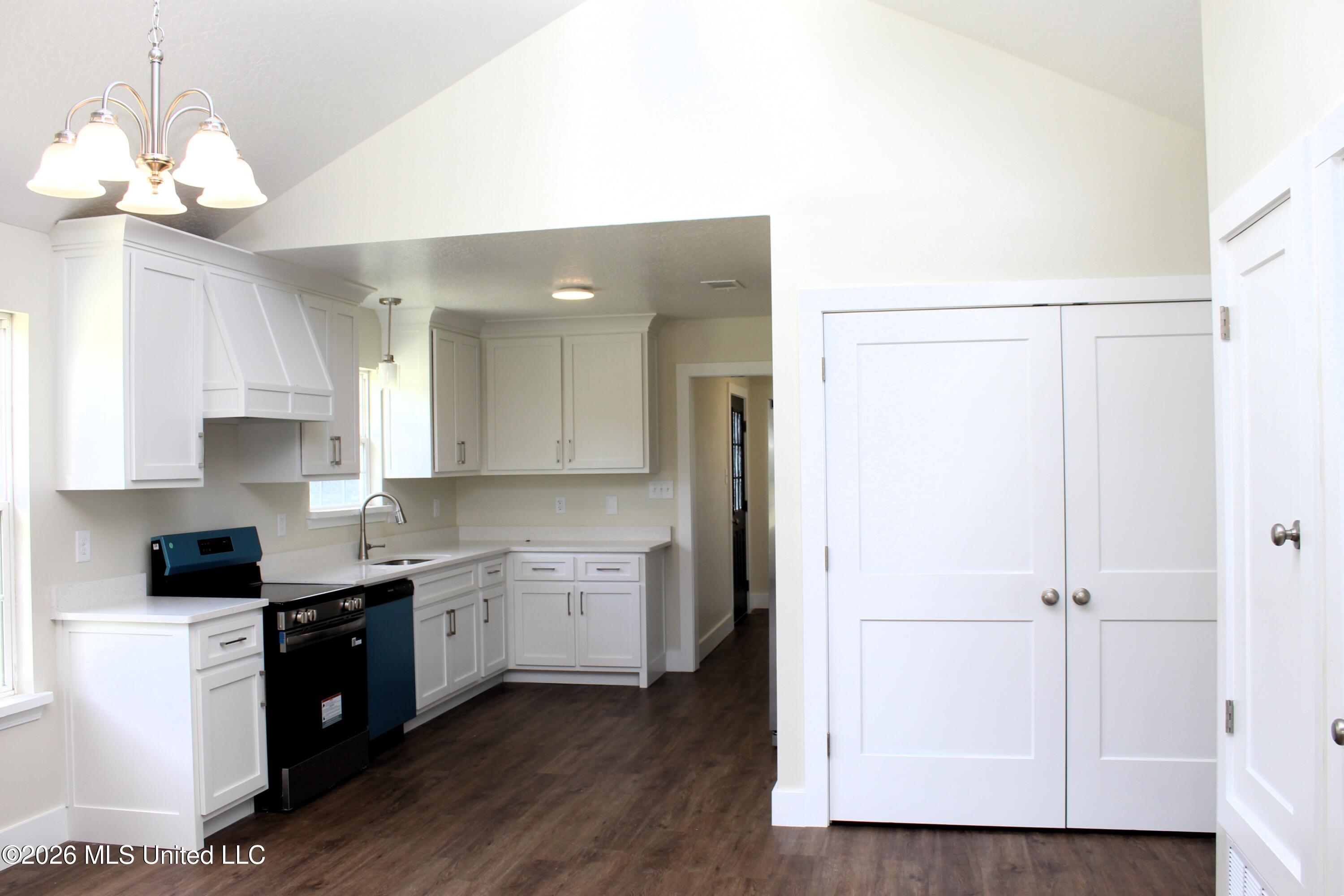 24900 Highway 613 Property Photo 9