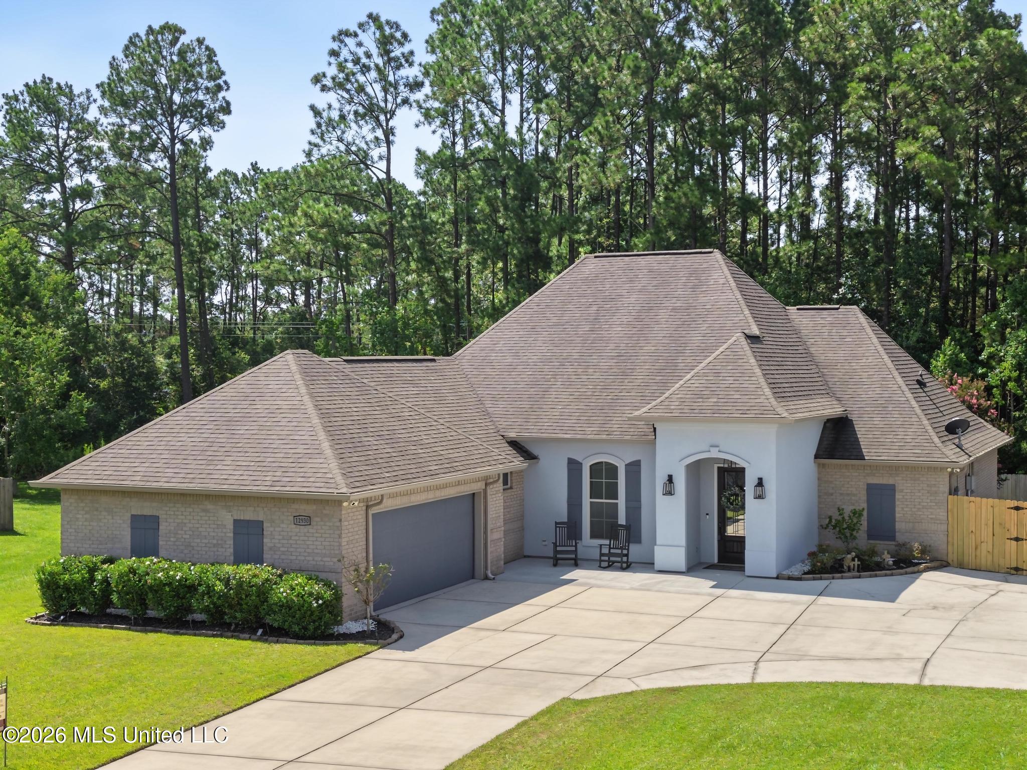 12930 Hebert Cove Property Photo 1