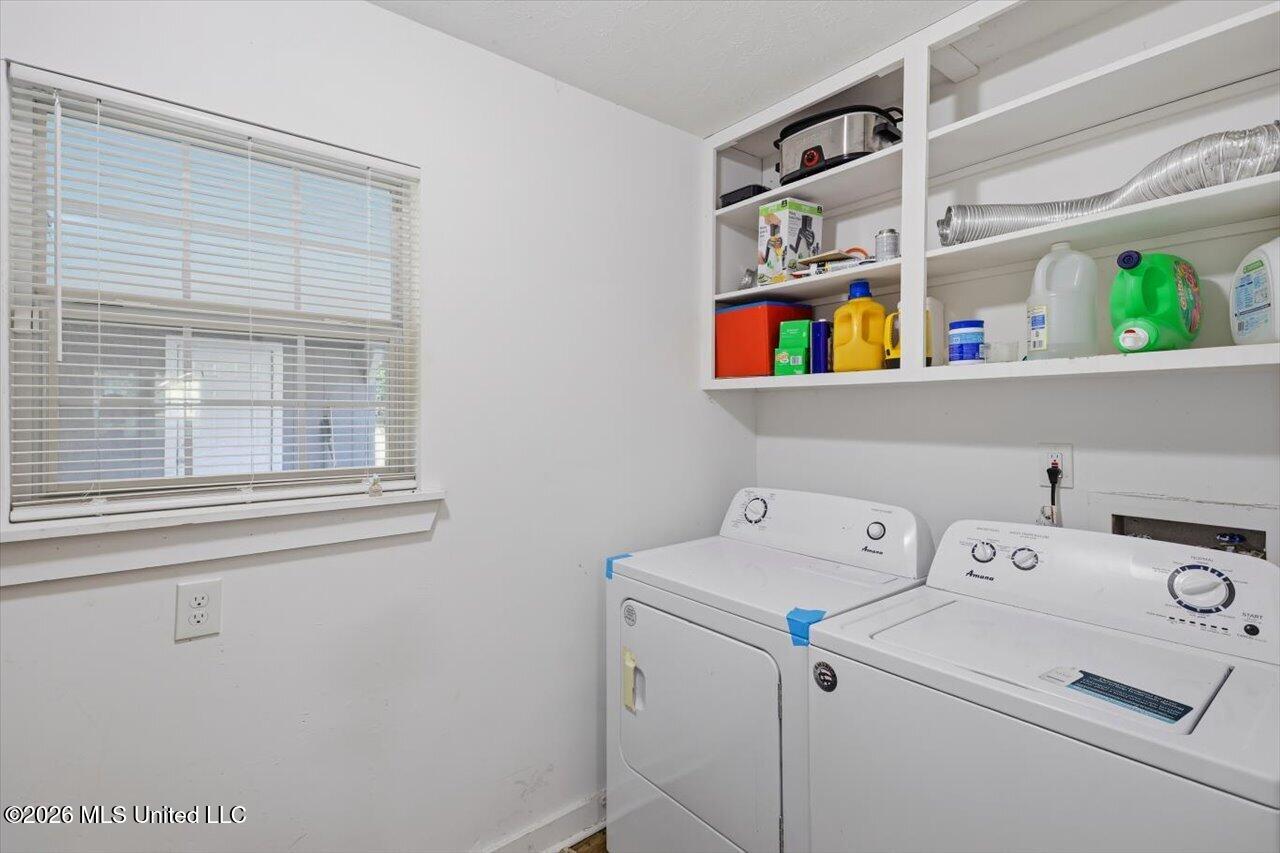 507 Heatherwood Drive Property Photo 13