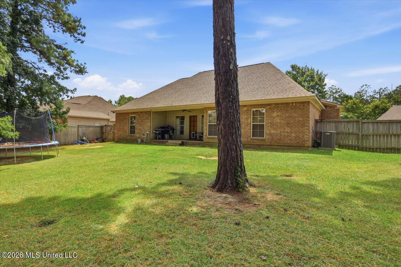 112 Talons Trail Property Photo 31