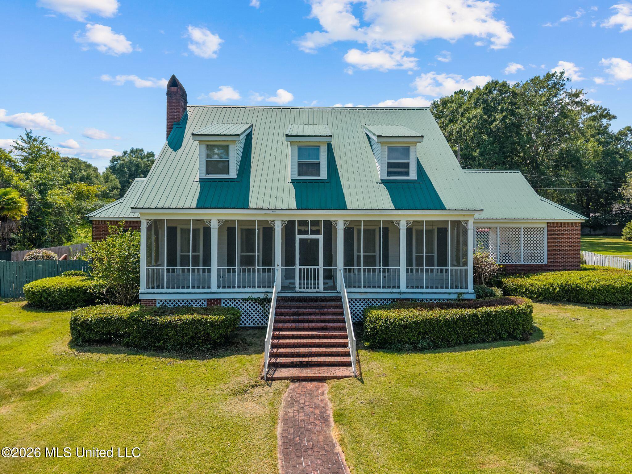 212 Hillman Road Property Photo 1