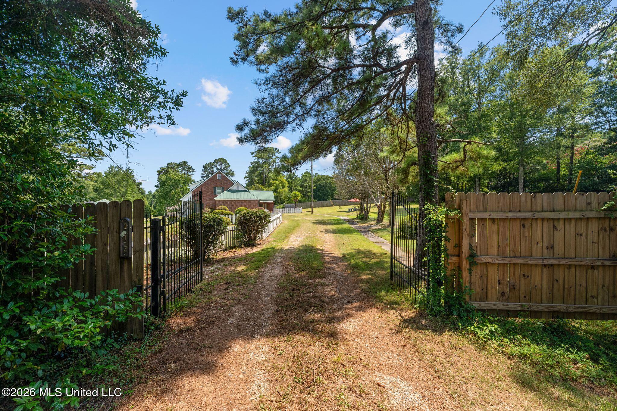 212 Hillman Road Property Photo 39