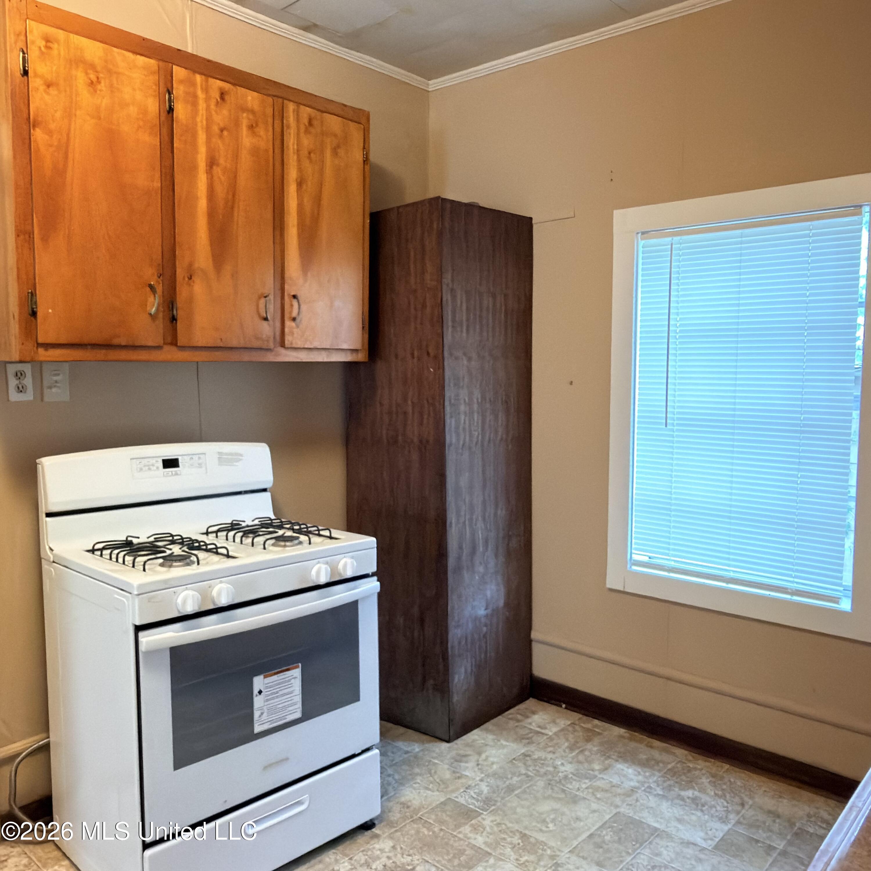 406 S Washington Street Property Photo 12
