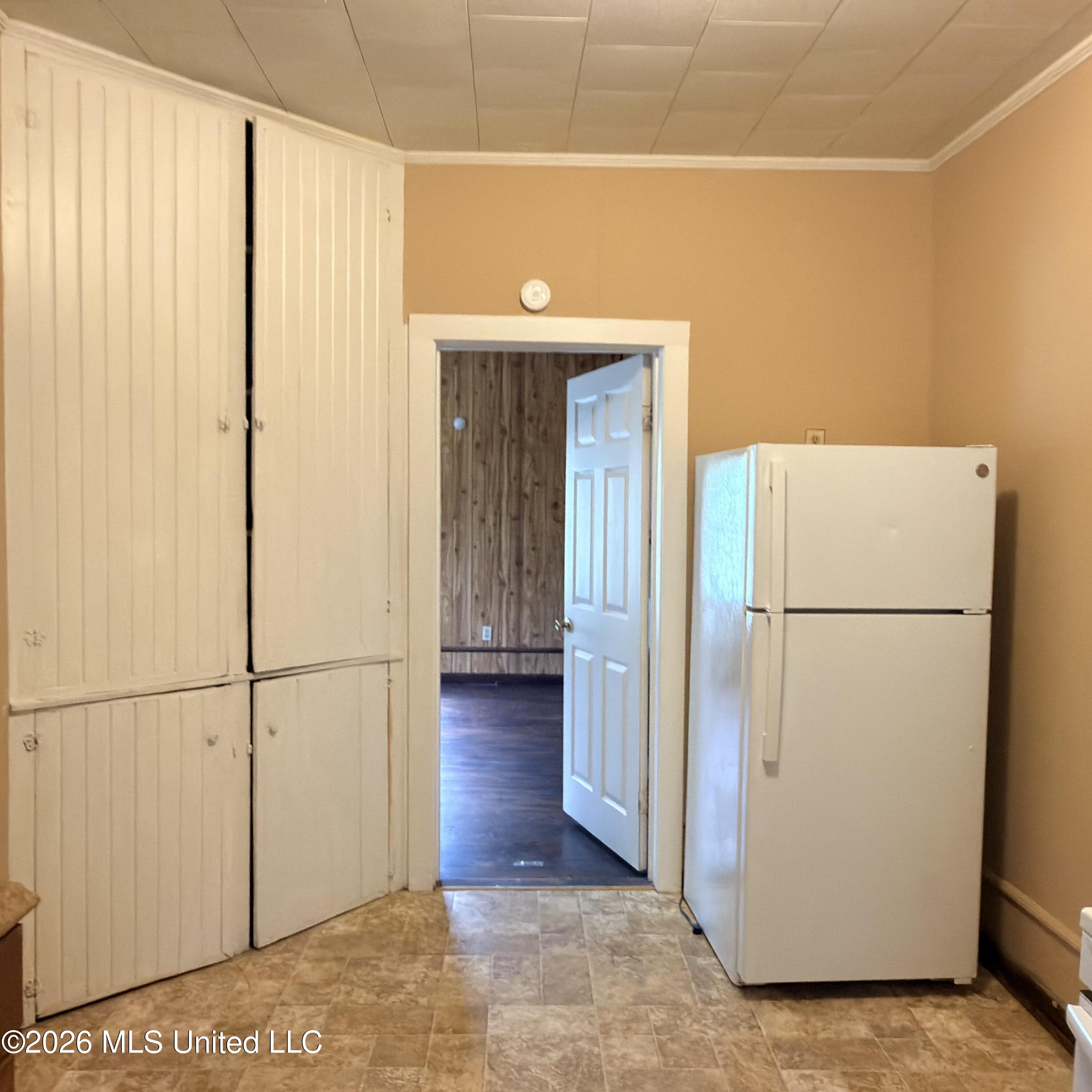 406 S Washington Street Property Photo 14