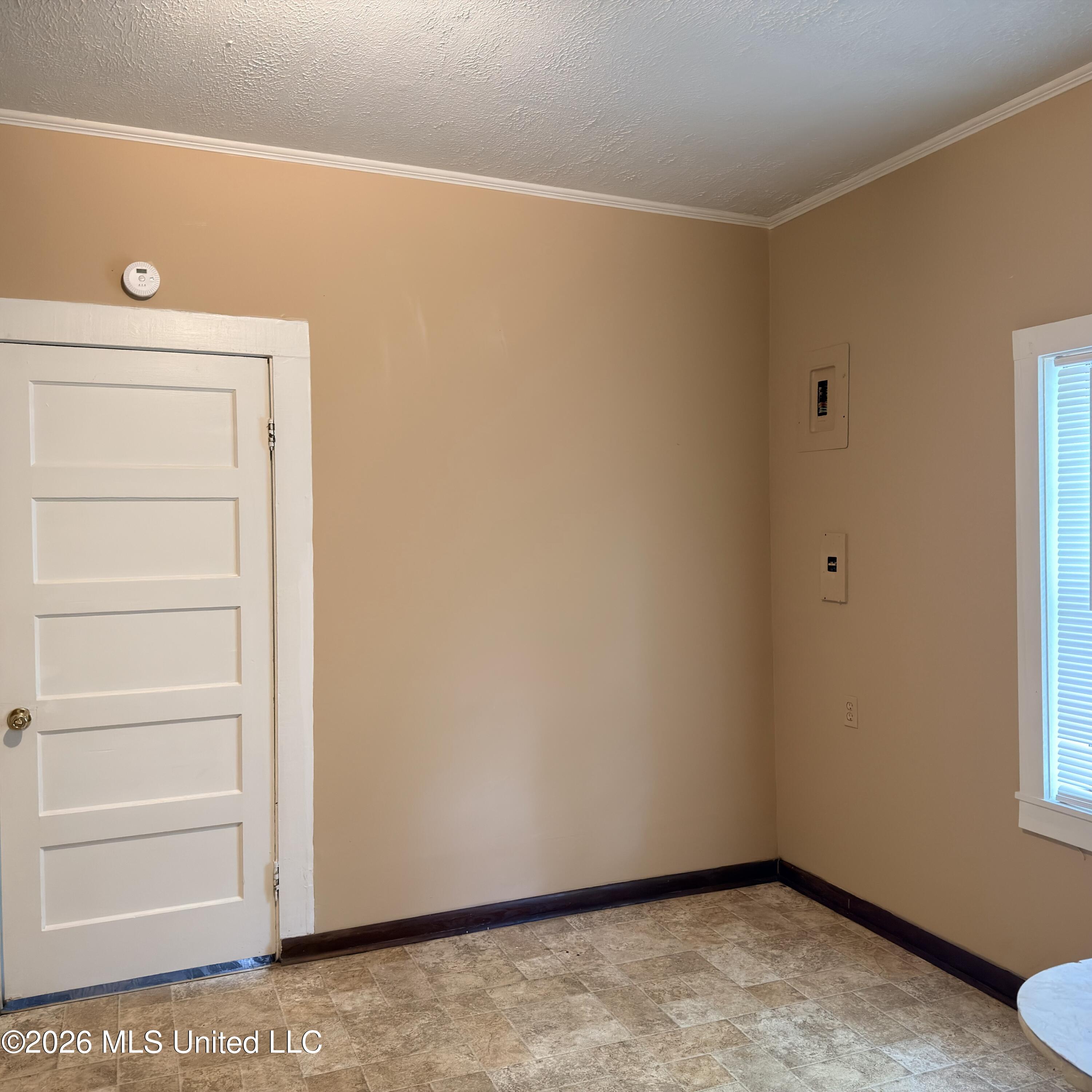 406 S Washington Street Property Photo 16
