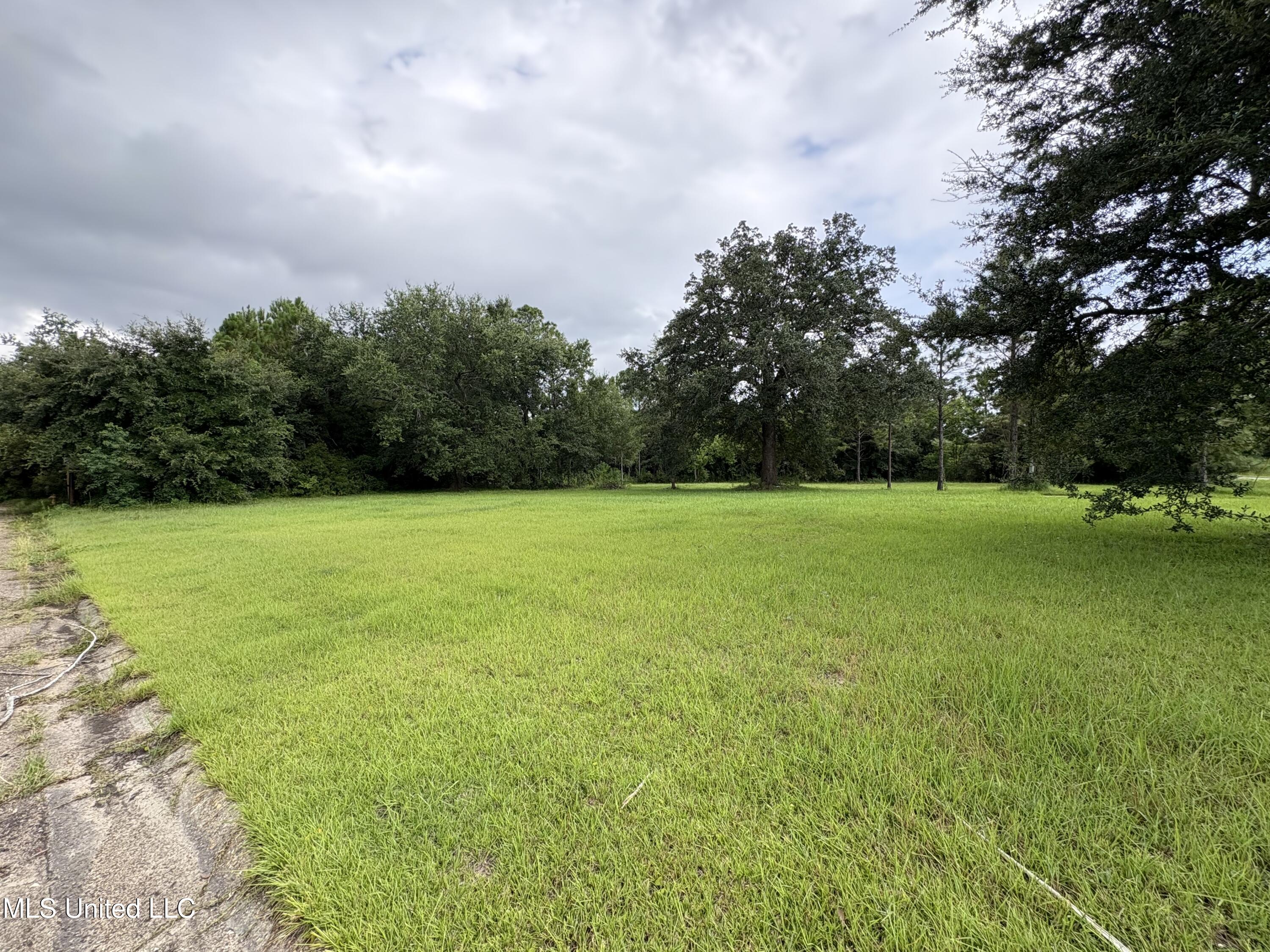 504 Cedar Avenue Property Photo 1