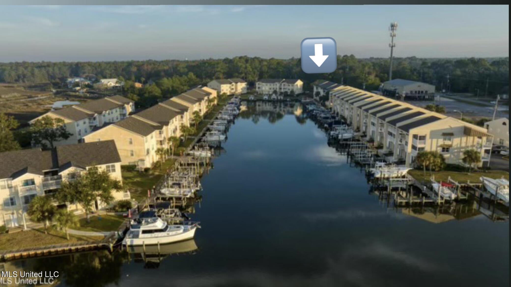 2421 Beachview Drive Property Photo 1