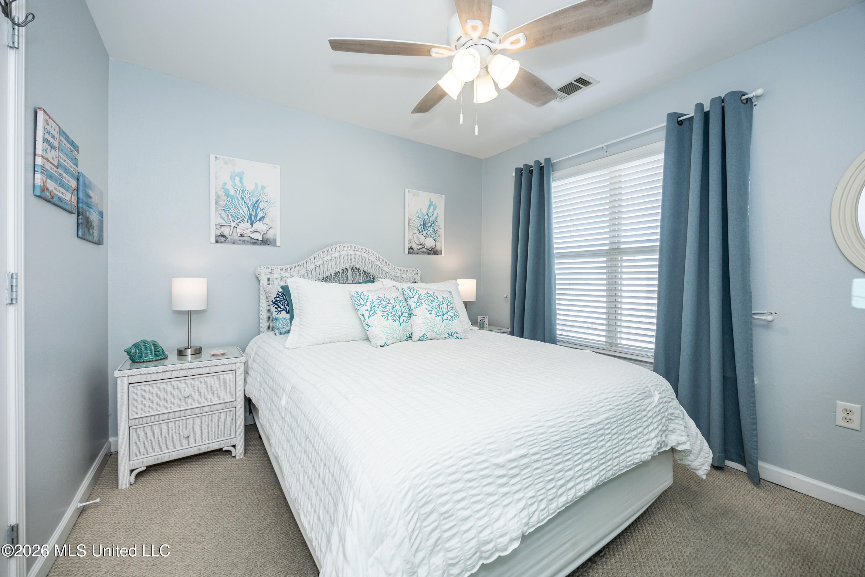 2421 Beachview Drive Property Photo 26