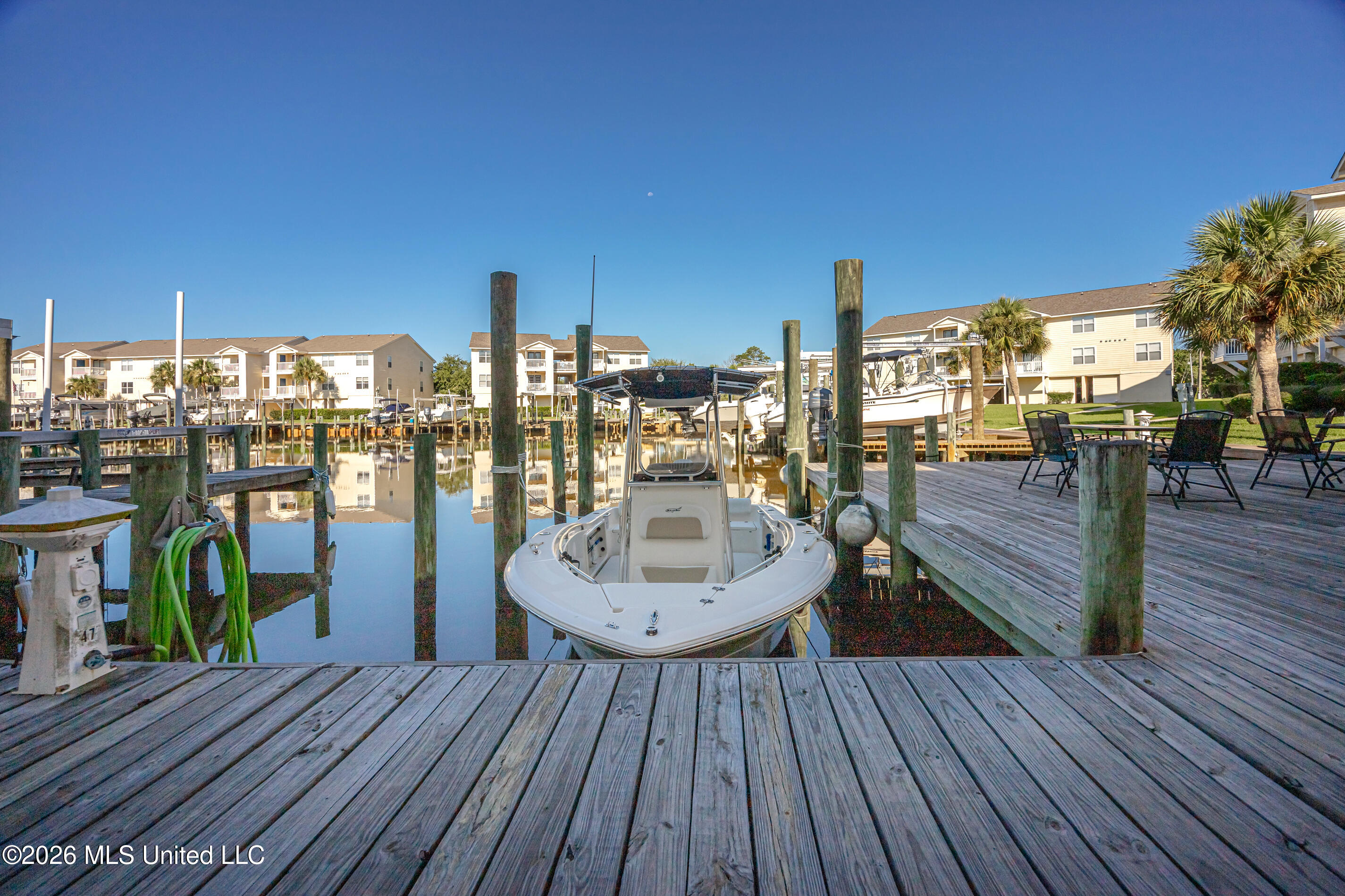 2421 Beachview Drive Property Photo 46