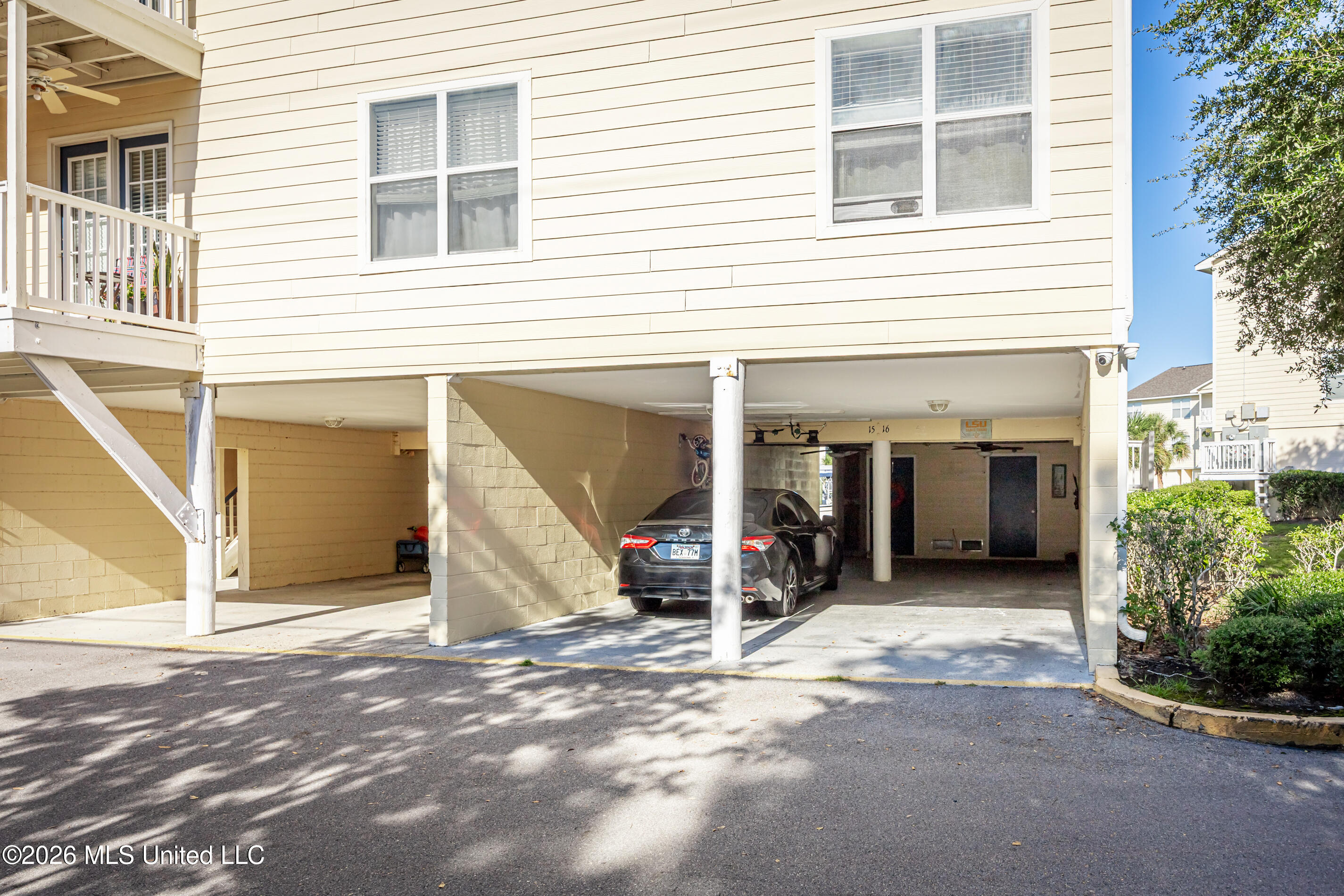 2421 Beachview Drive Property Photo 50