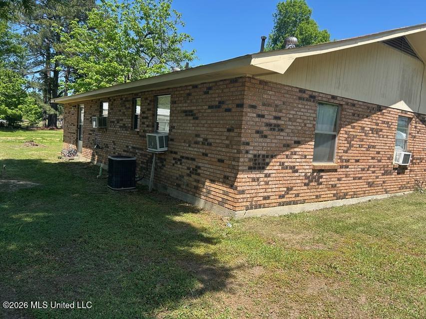 145 S Beech Street Property Photo 17
