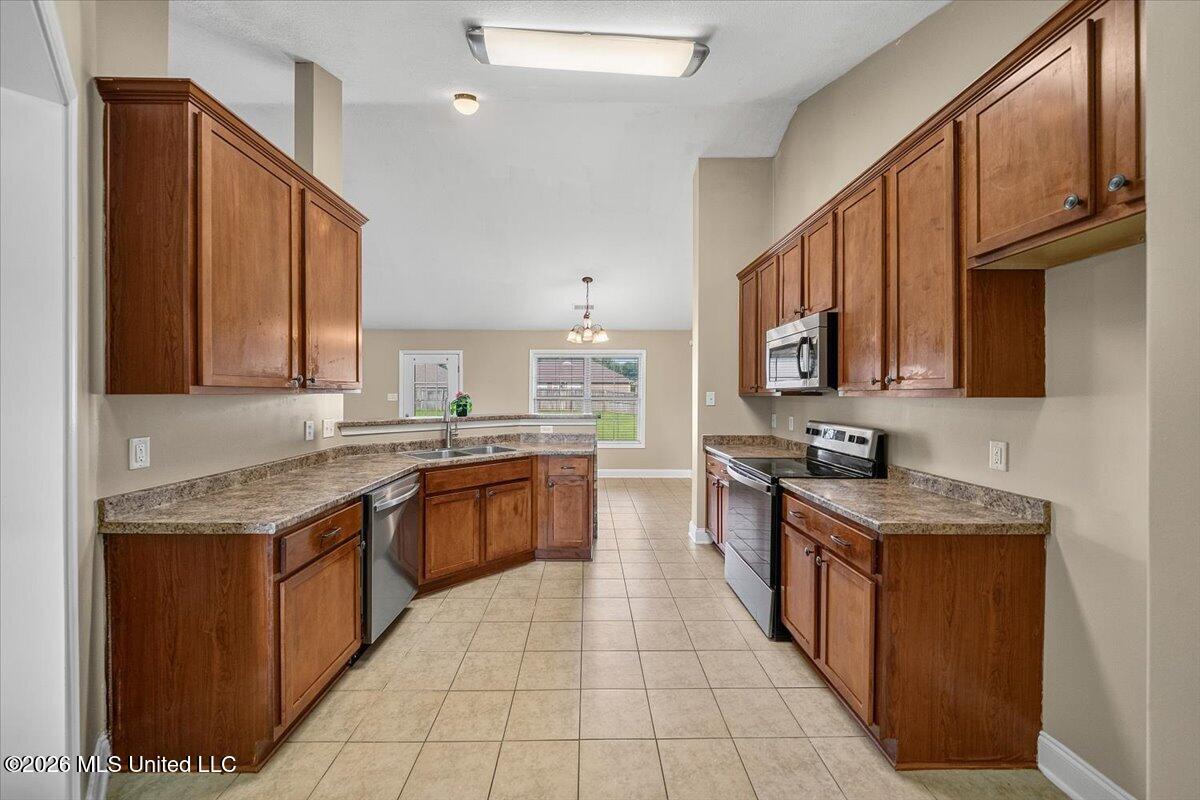7744 Woodridge Drive Property Photo 13
