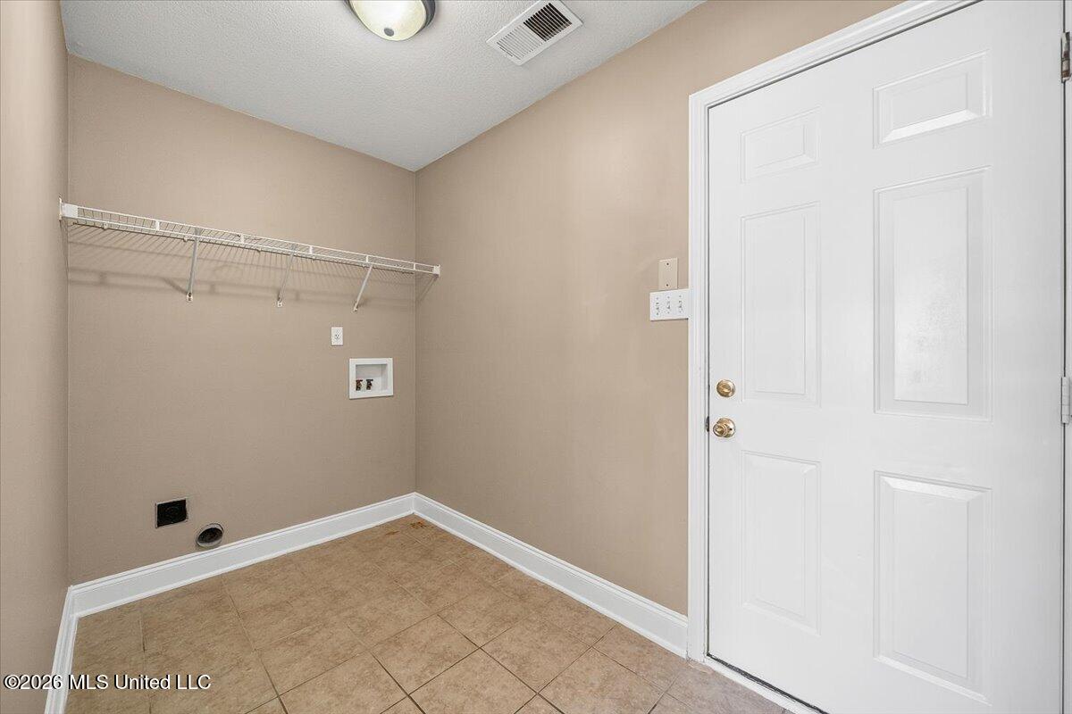 7744 Woodridge Drive Property Photo 15