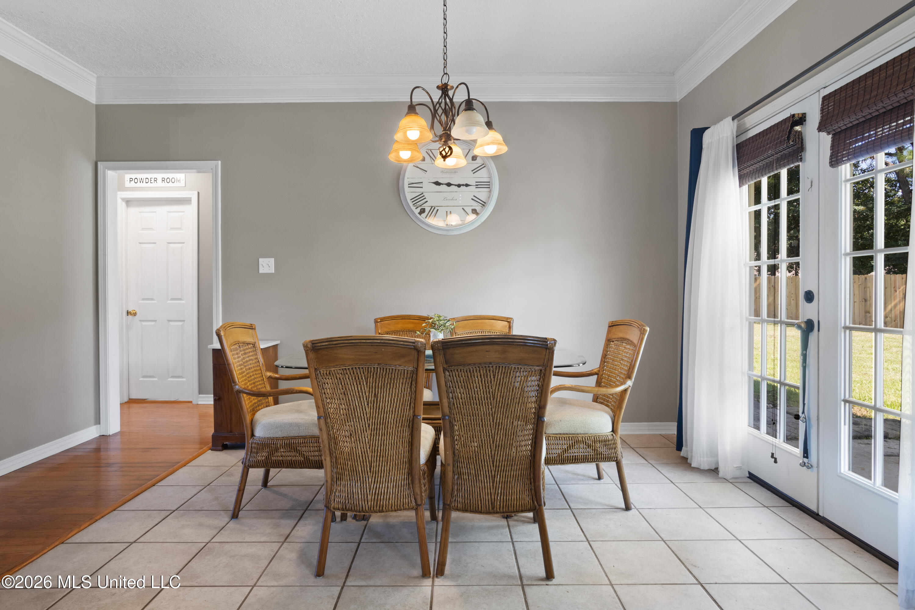 15038 Loveless Drive Property Photo 10